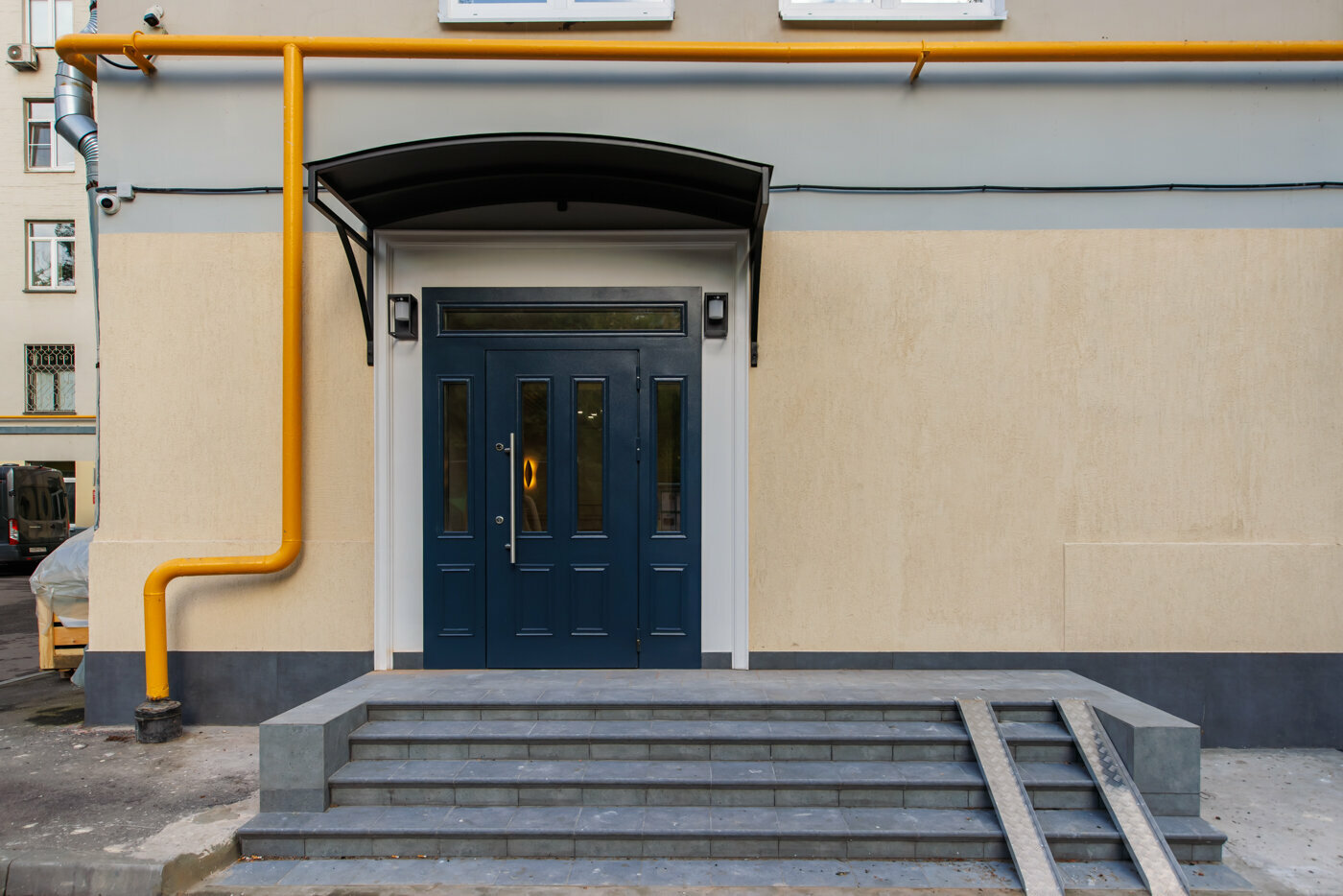 Трехместный номер эконом-класса