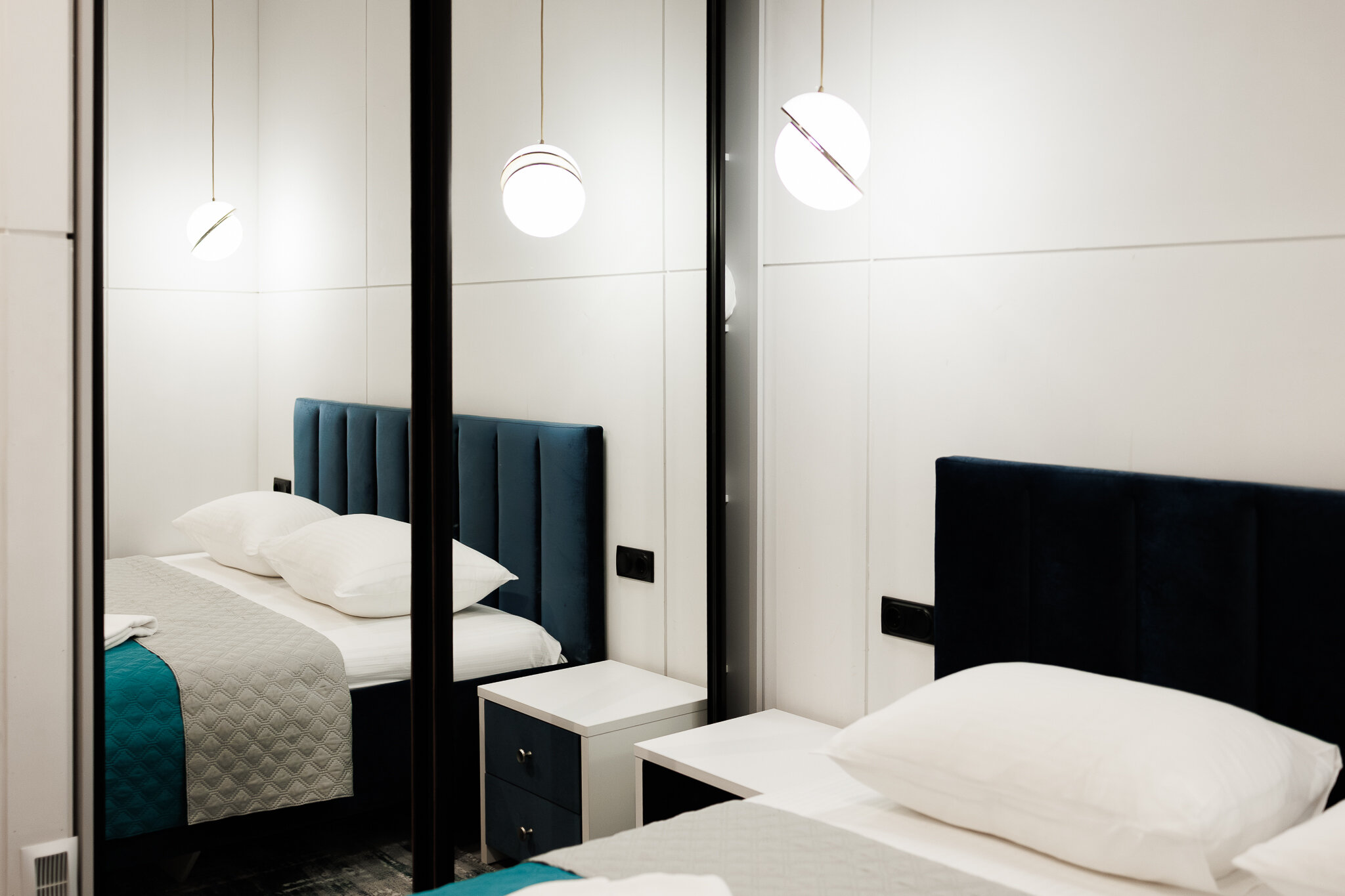 Зеркальный таунхаус люкс