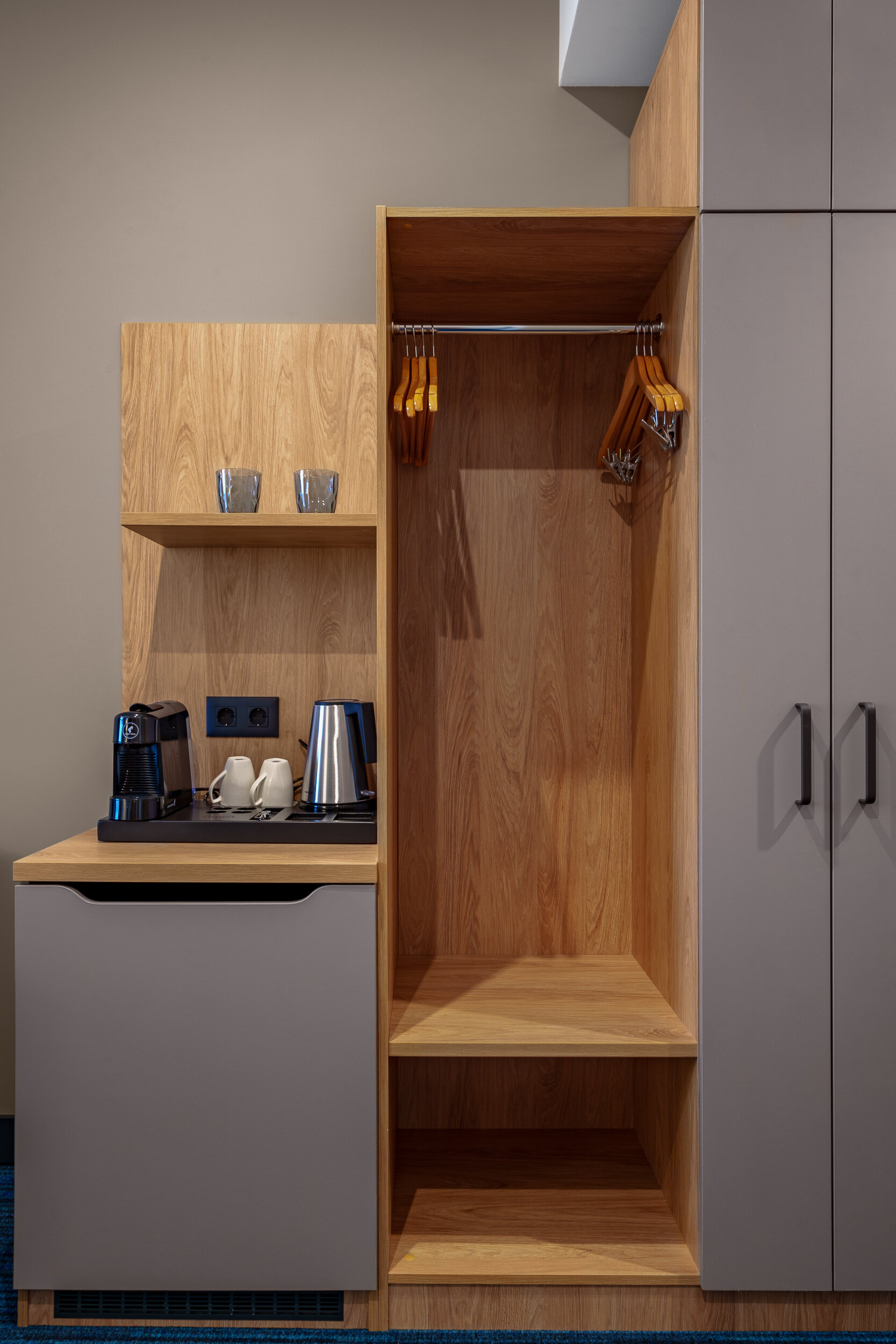 Улучшенный с видом на реку