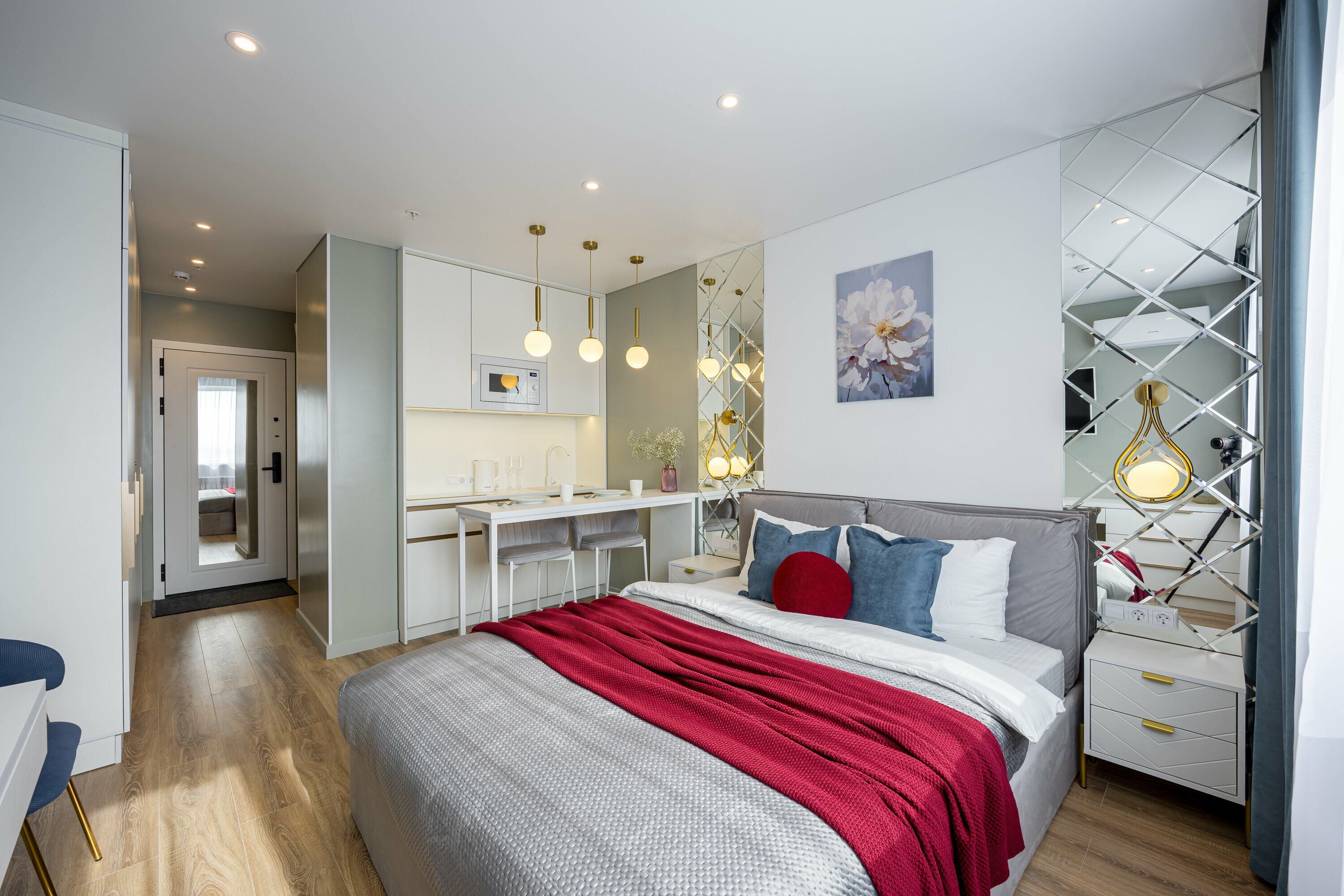 Улучшенный трехместный номер