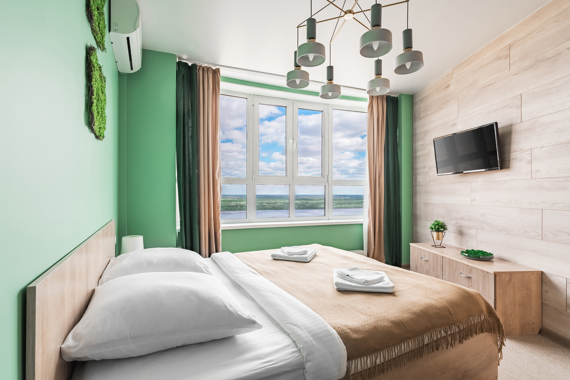 Двухместный номер с общей ванной комнатой и видом на Волгу