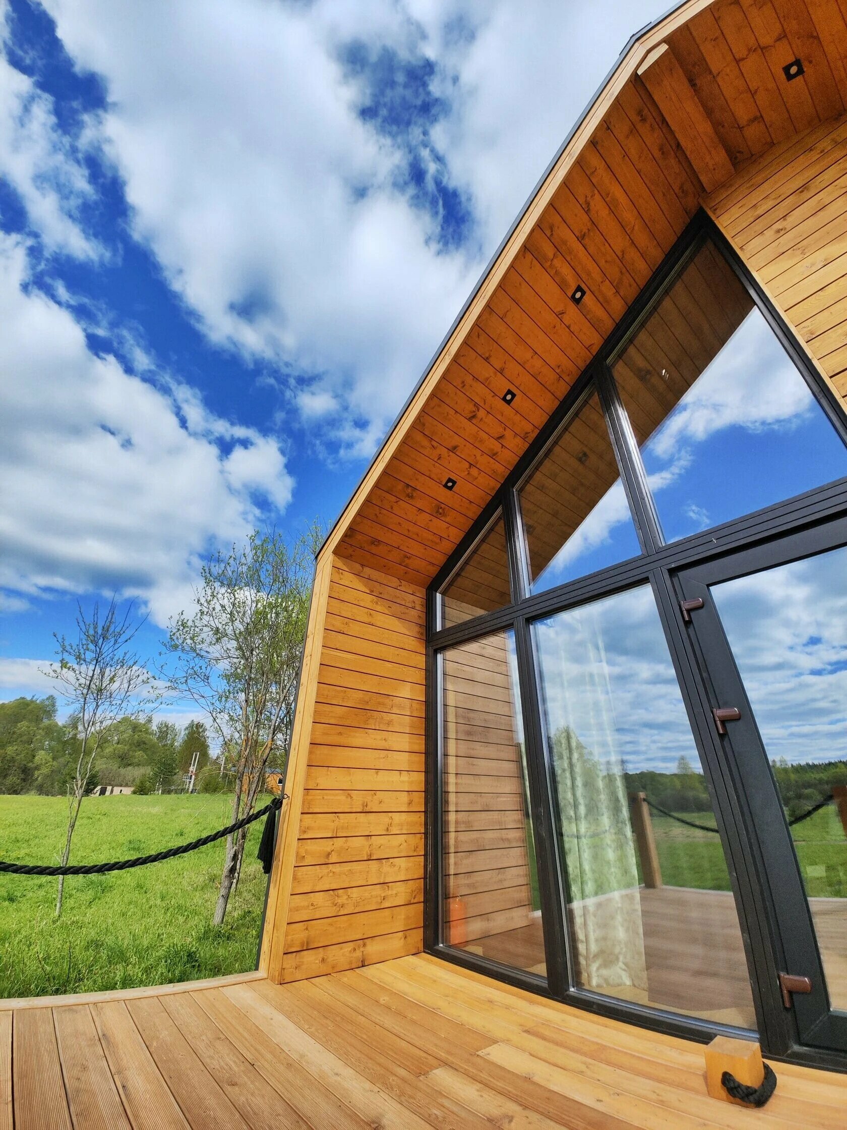 Дом для проживания с питомцами