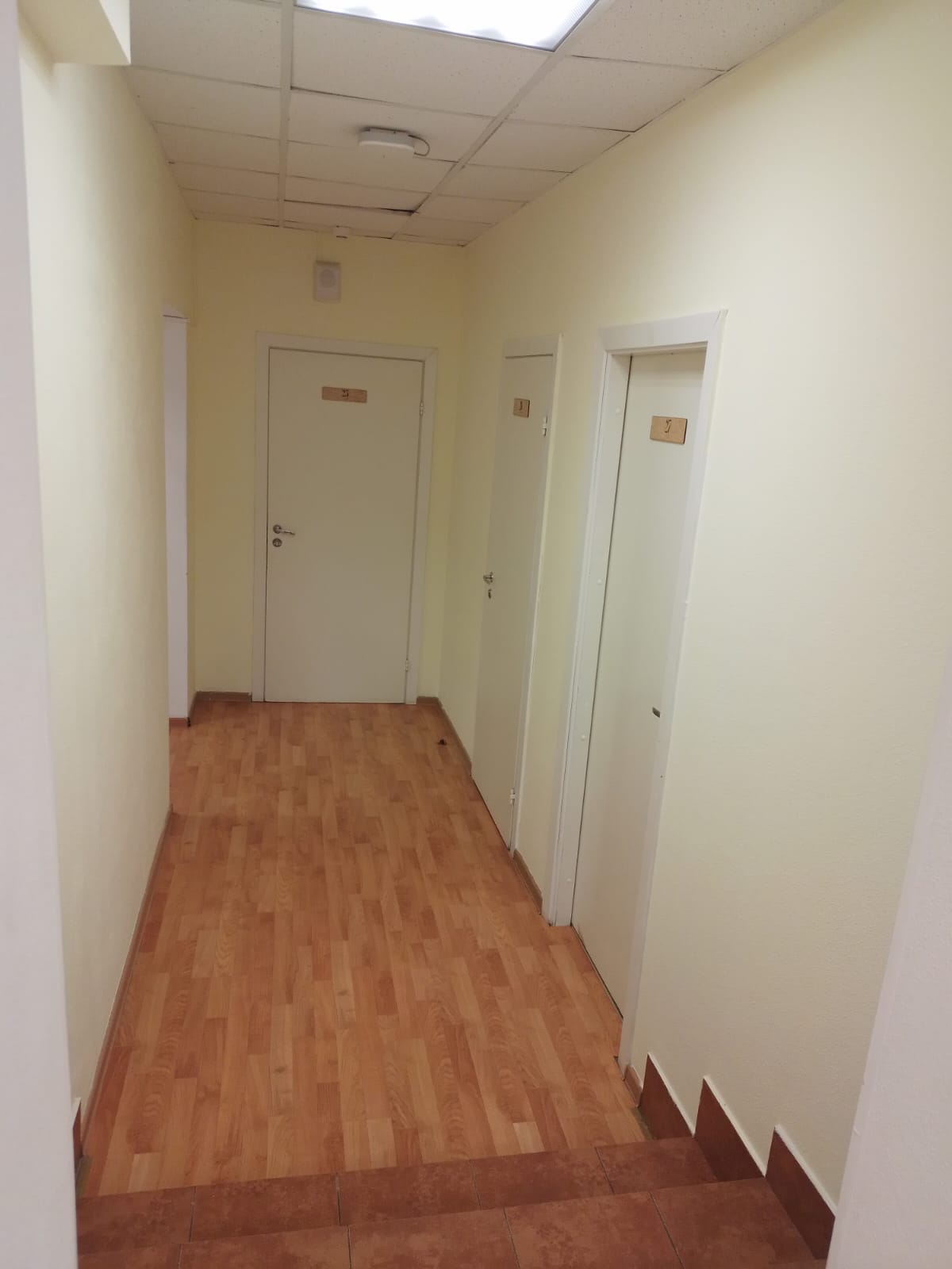 Кровать в общем 6-местном номере