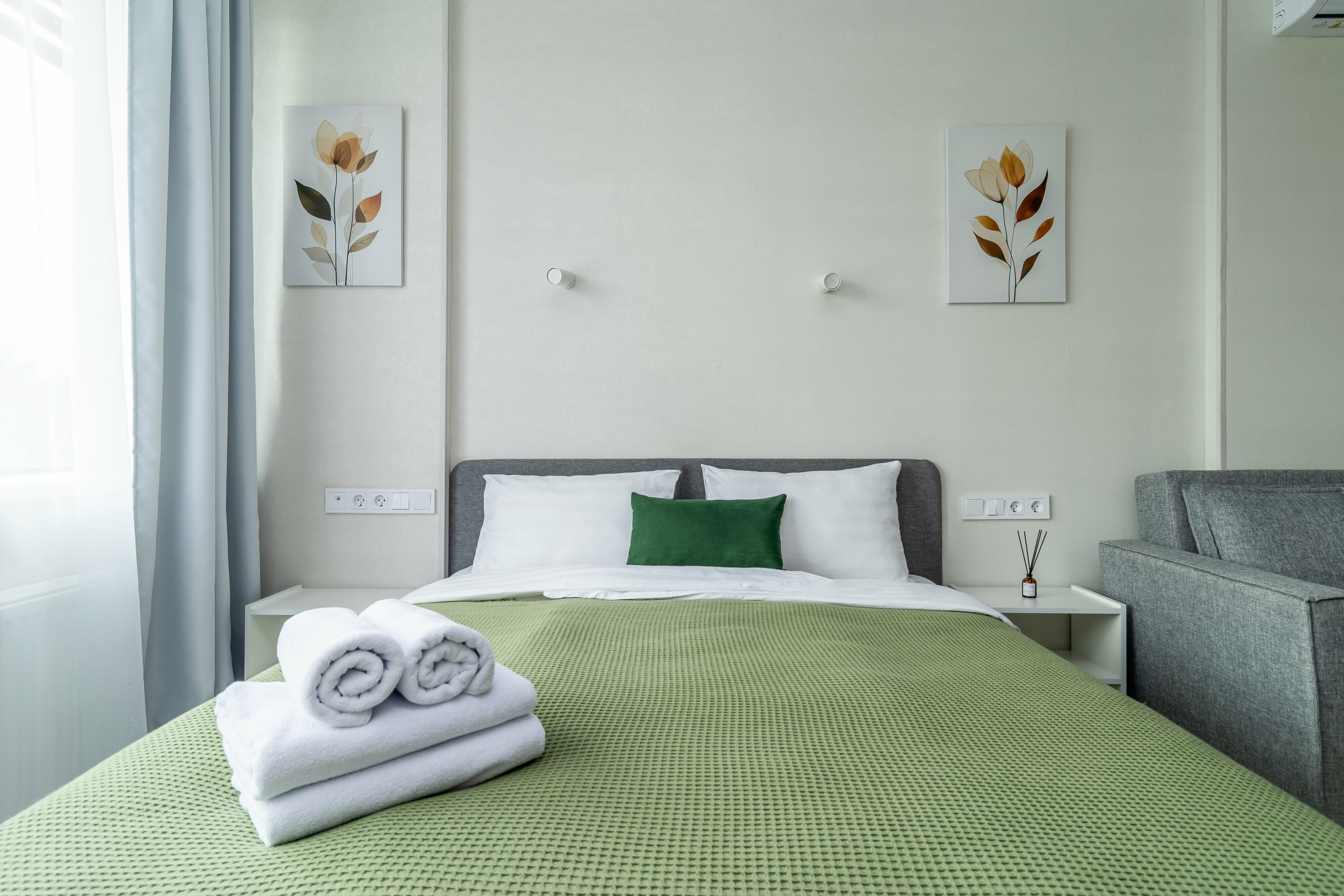 Cтудия Bloom с видом на лес