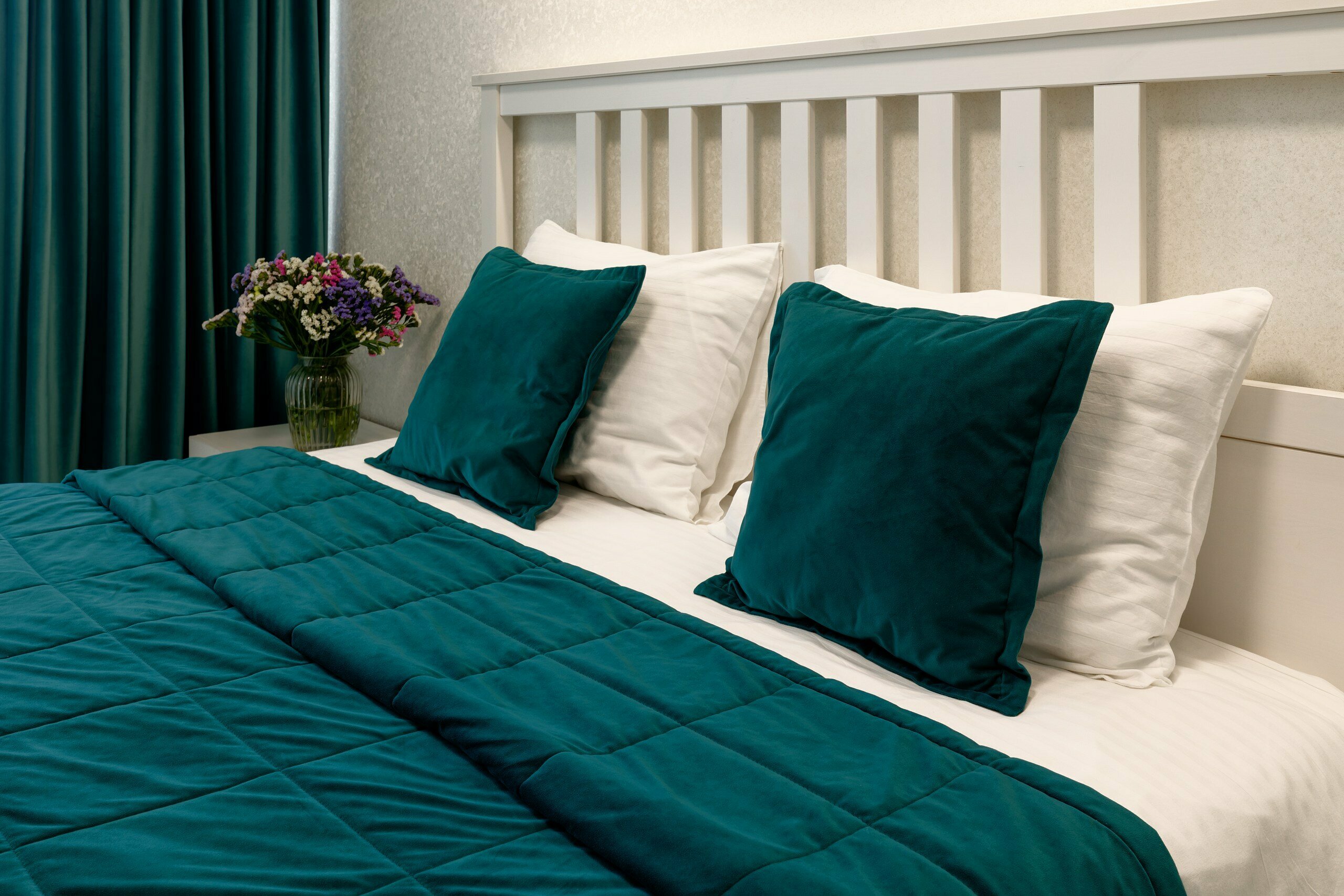 Двухкомнатные апартаменты с видом на ДОН  (21 этаж) с лоджией (5 человек)