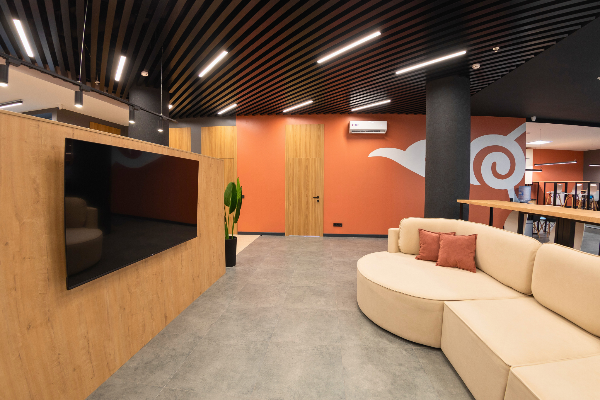 Спальное место на двухъярусной кровати в общем 4-х местном номере для мужчин и женщин