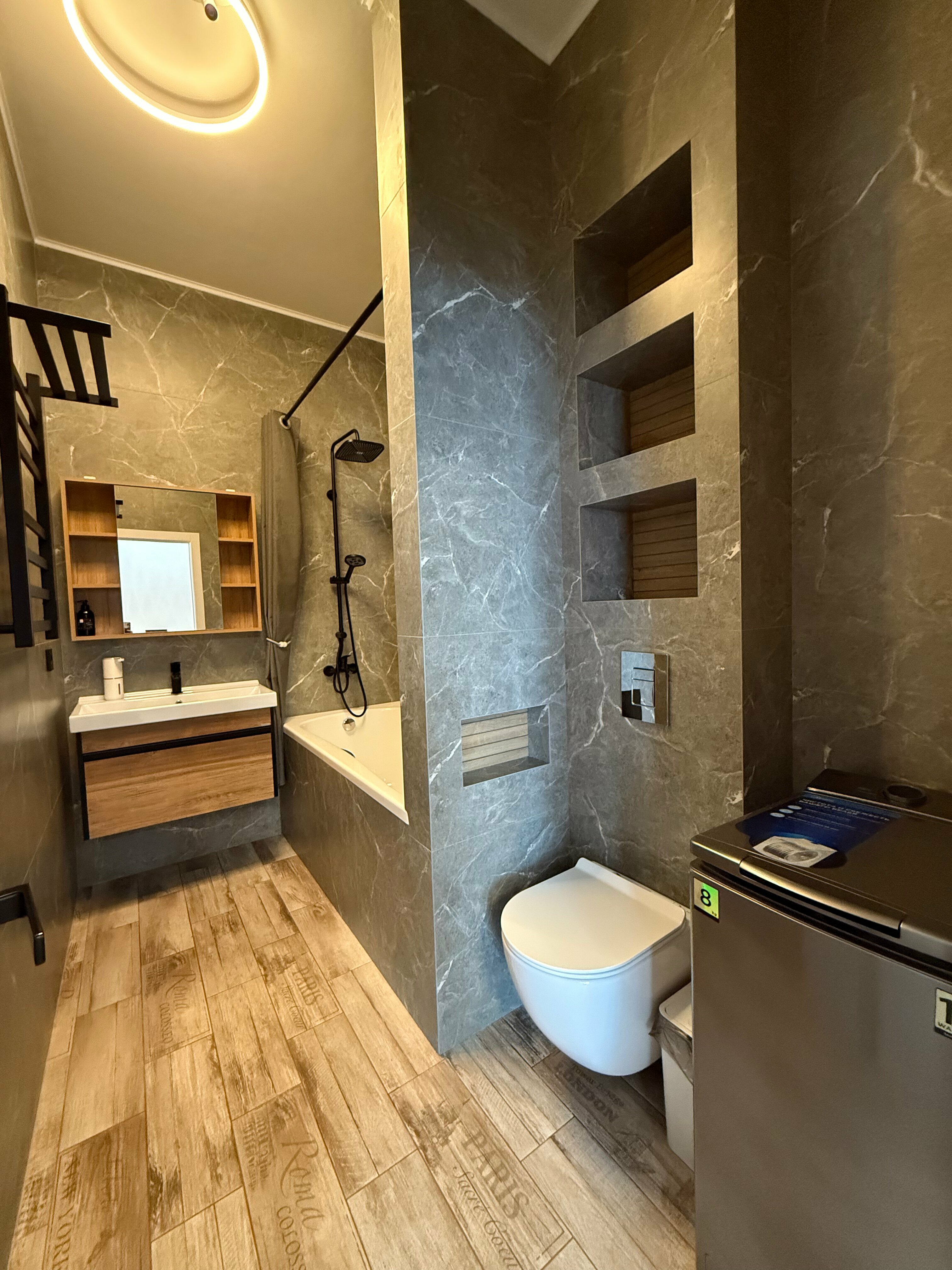 Номер-студия Делюкс с кроватью размера «queen-size»