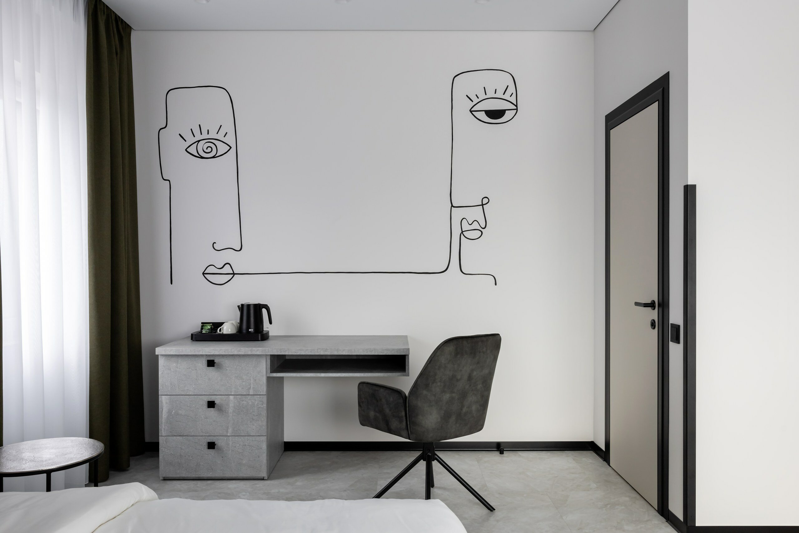 "Комфорт Плюс" с одной двуспальной кроватью