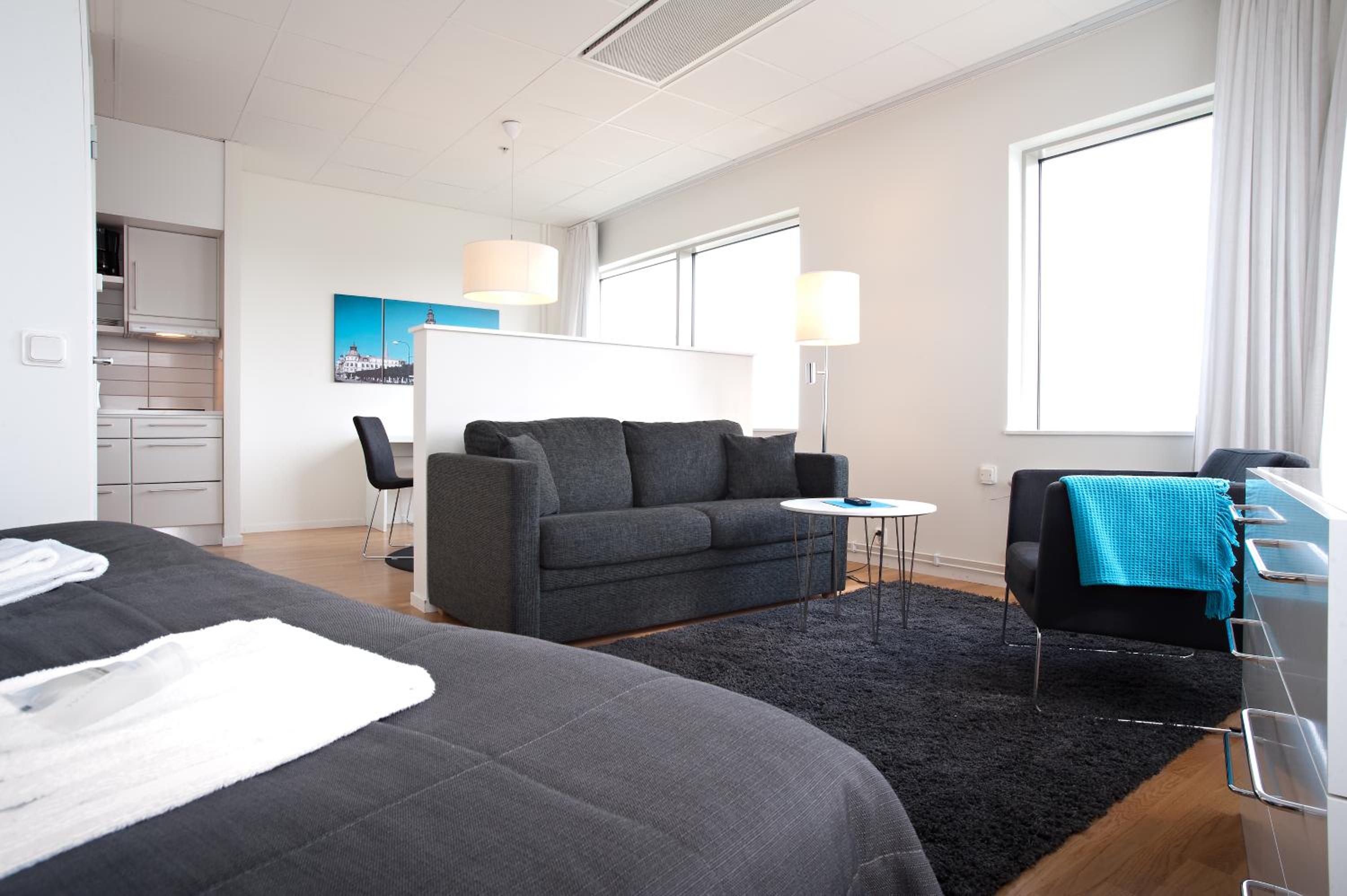 Studio Double Room with Sofa Bed