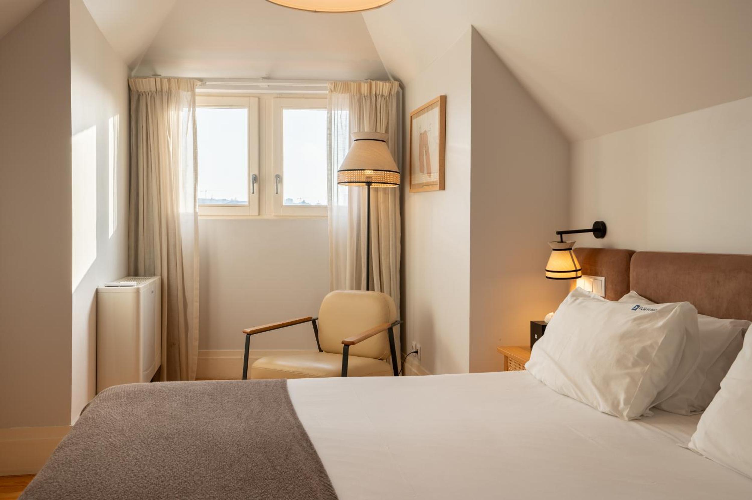 Deluxe Double Room with River View