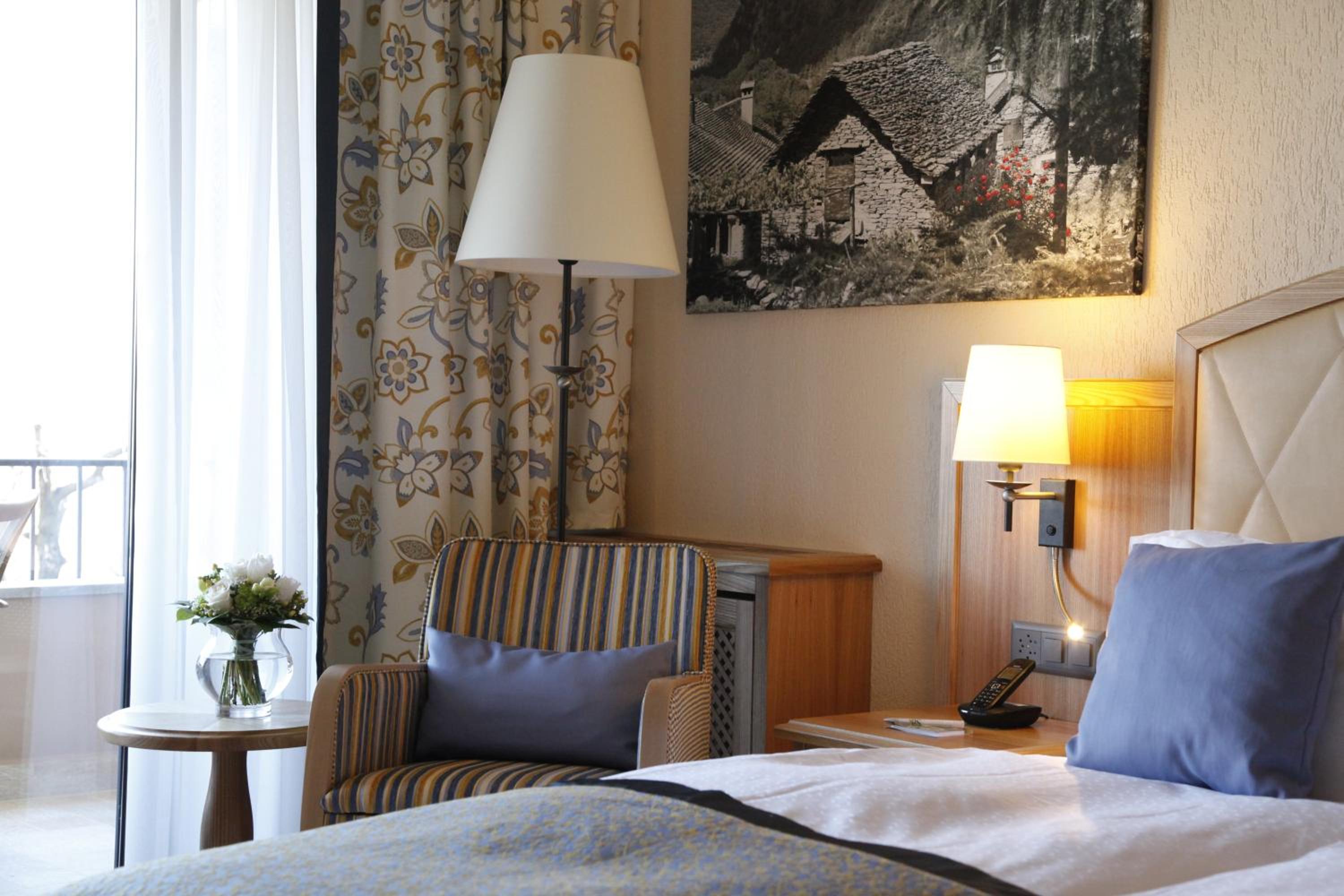 Comfort Double Room with Partial Lake View