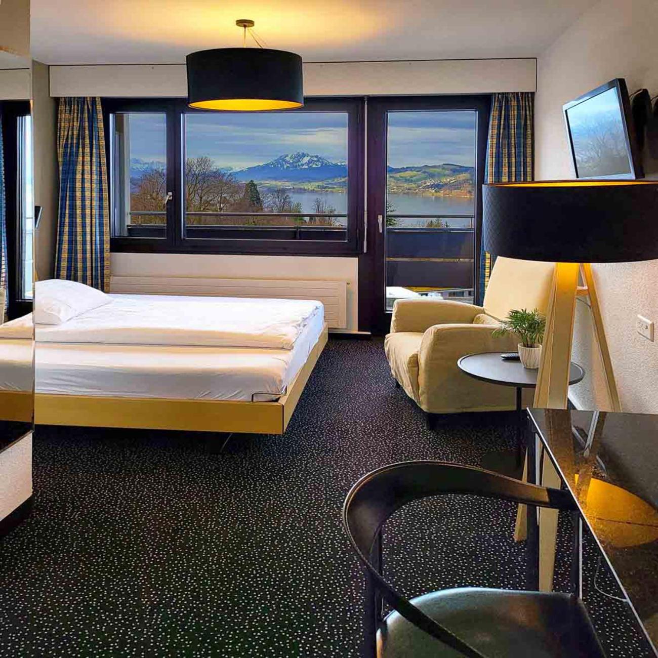 Queen Room with Balcony