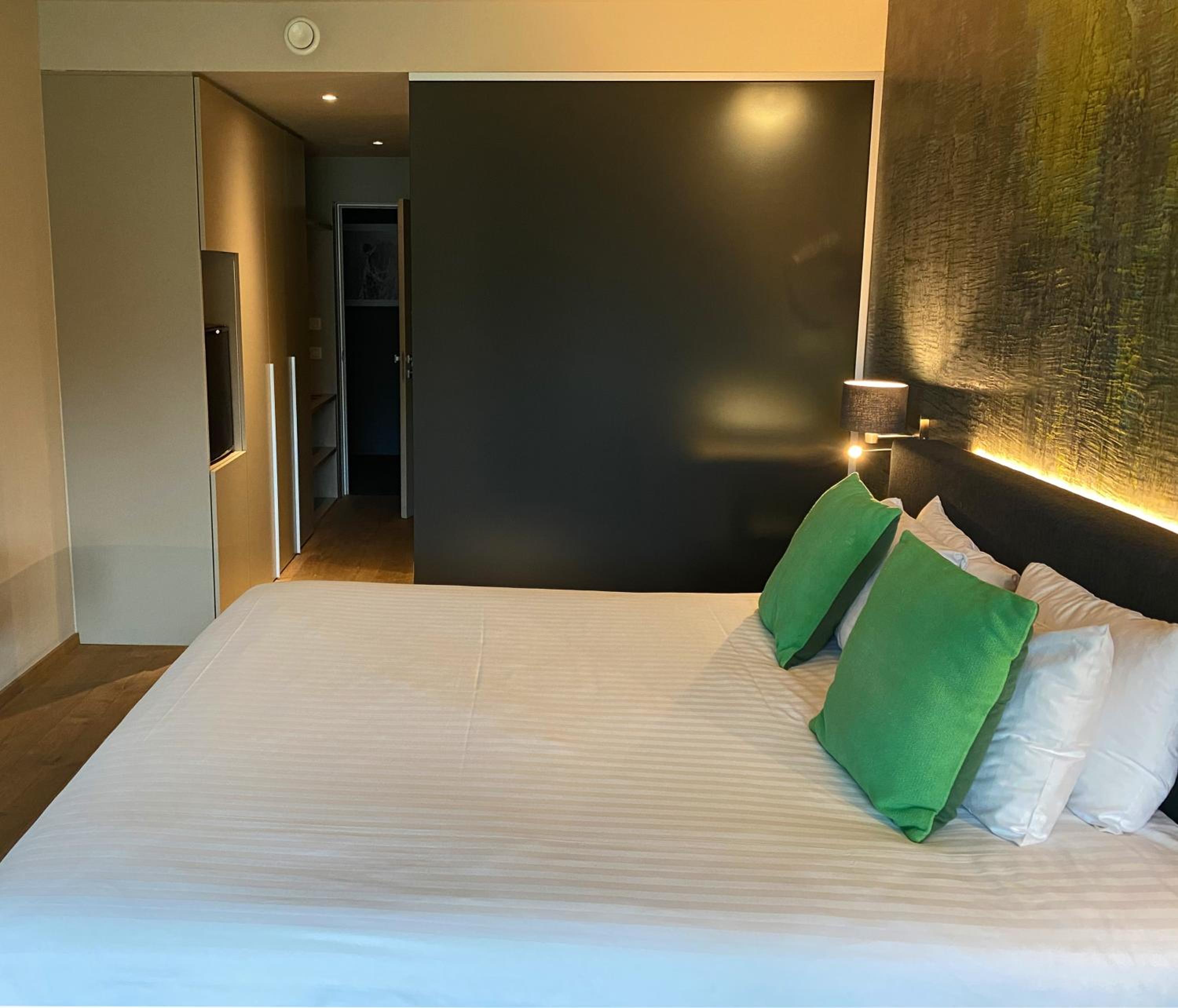 Junior Suite with Garden View