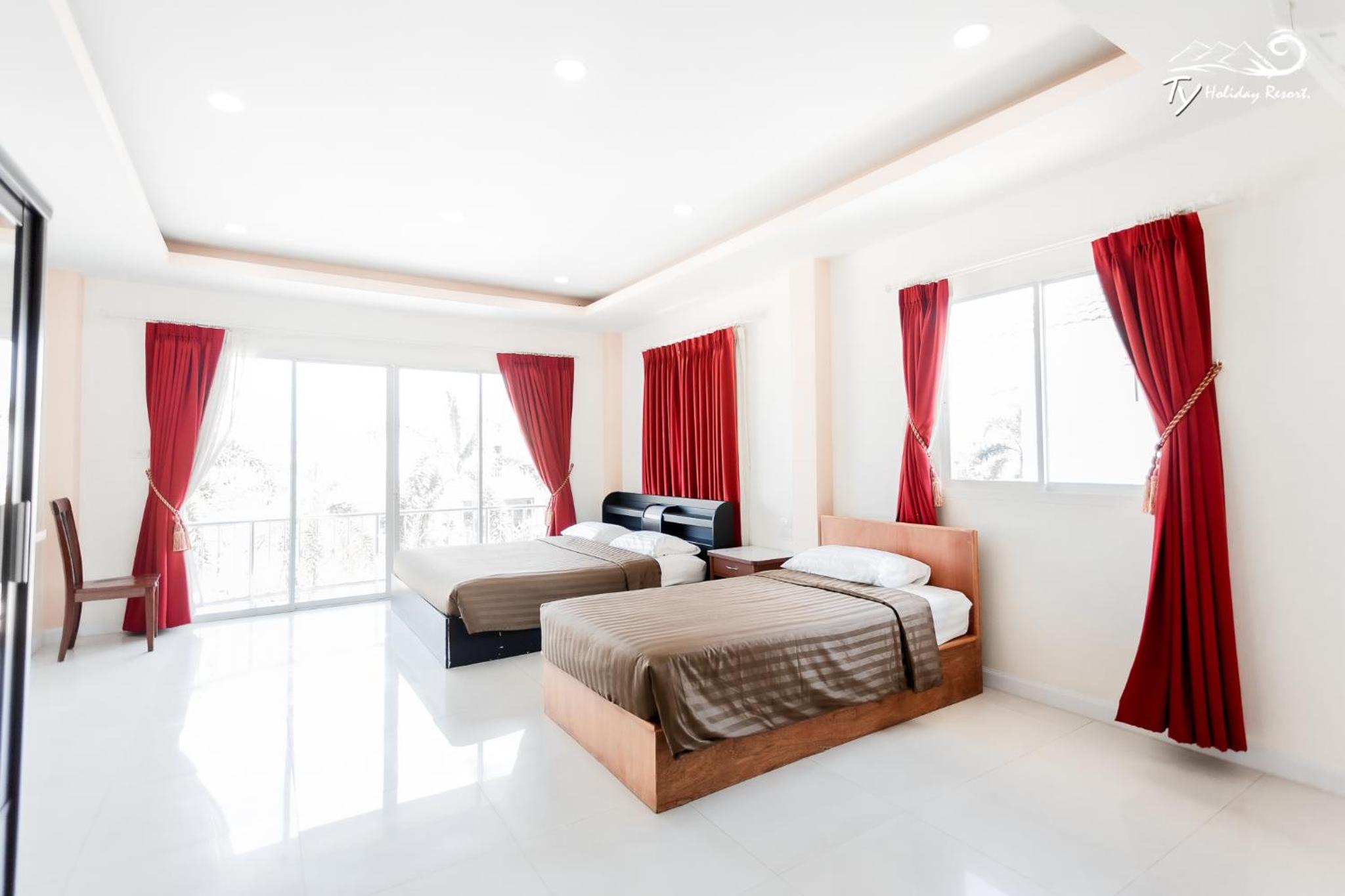 Eight-Bedroom Villa with Private Pool 220