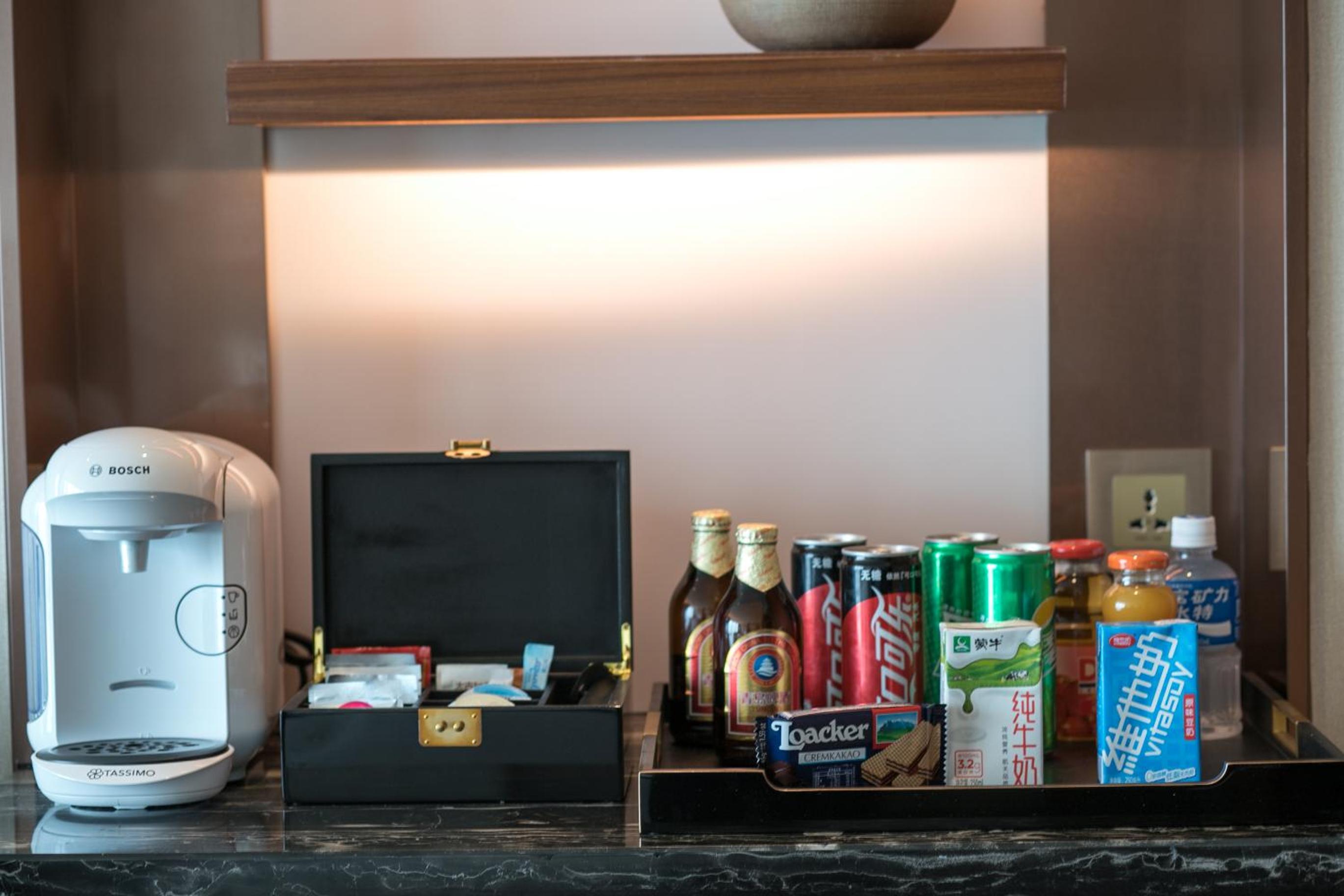 1 King Bed Junior Suite Pearl River View