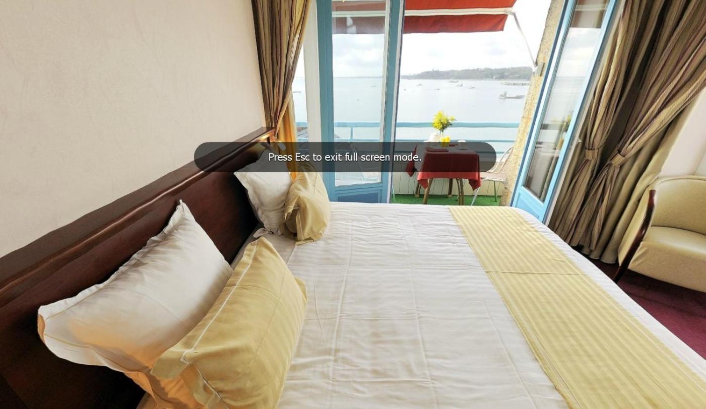 Superior Double Room with Sea View and Balcony
