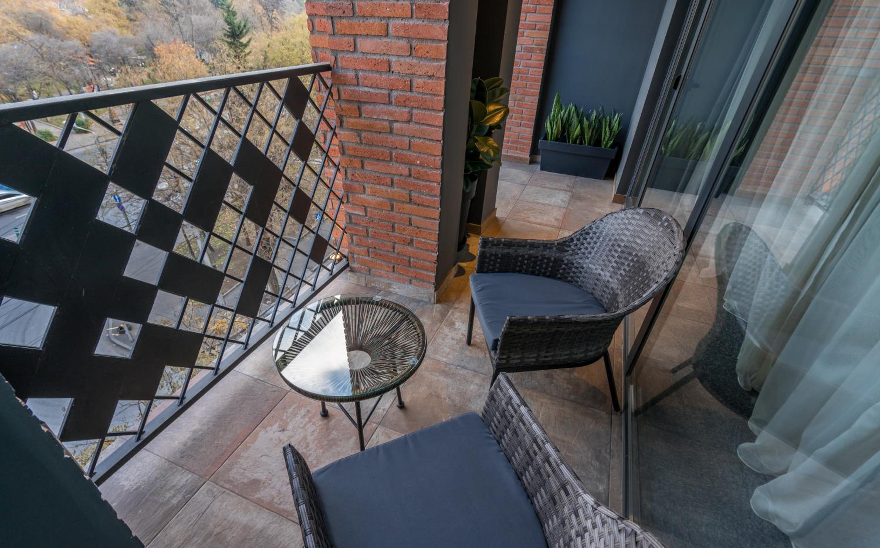 Deluxe Double or Twin Room with Balcony