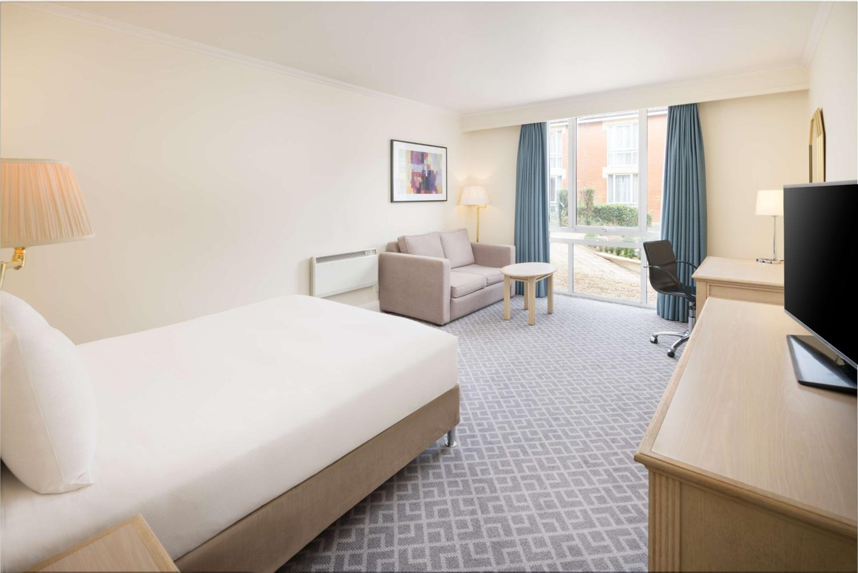 Double Room with Sofa Bed and Courtyard View