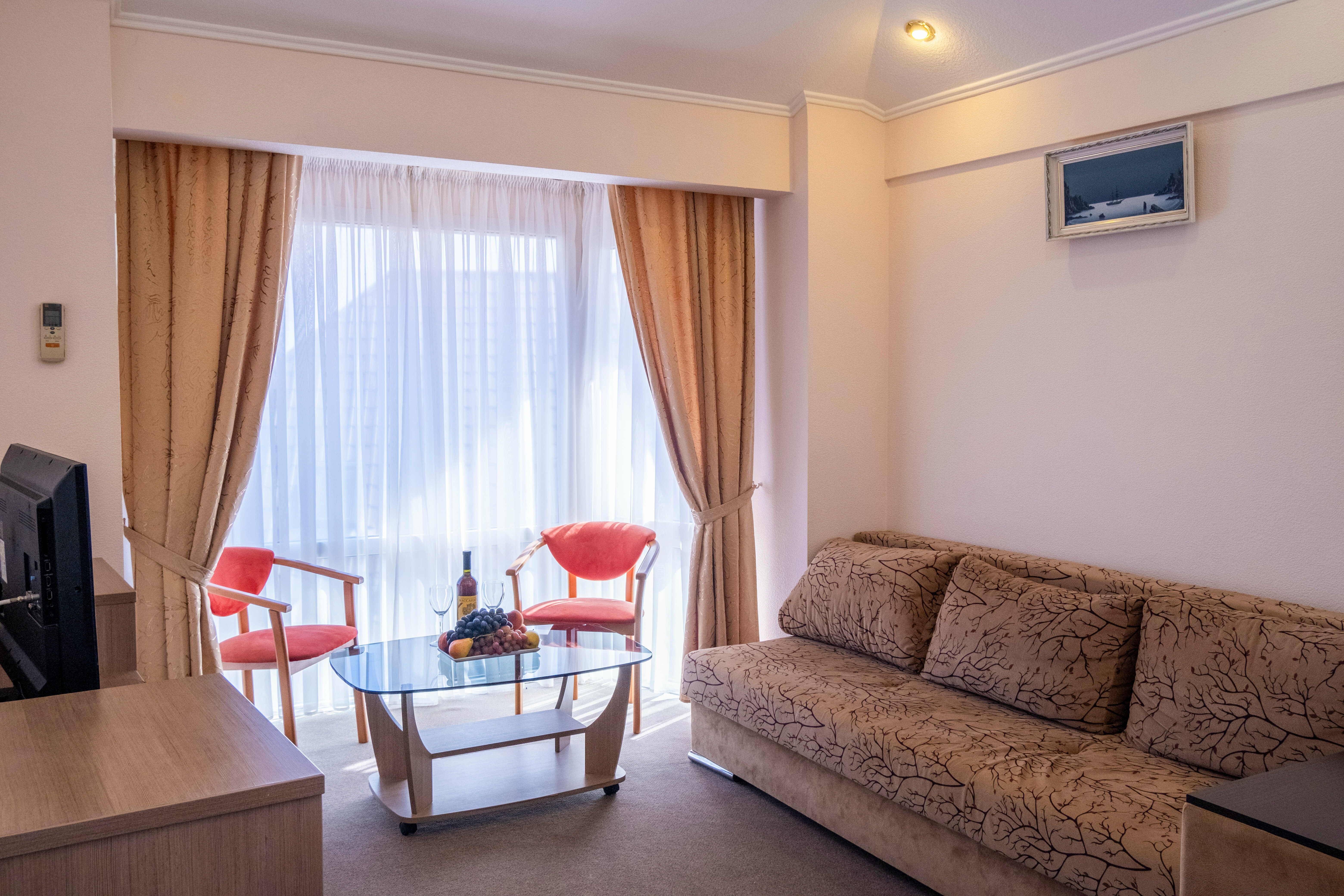 Апартаменты 3-х комнатные