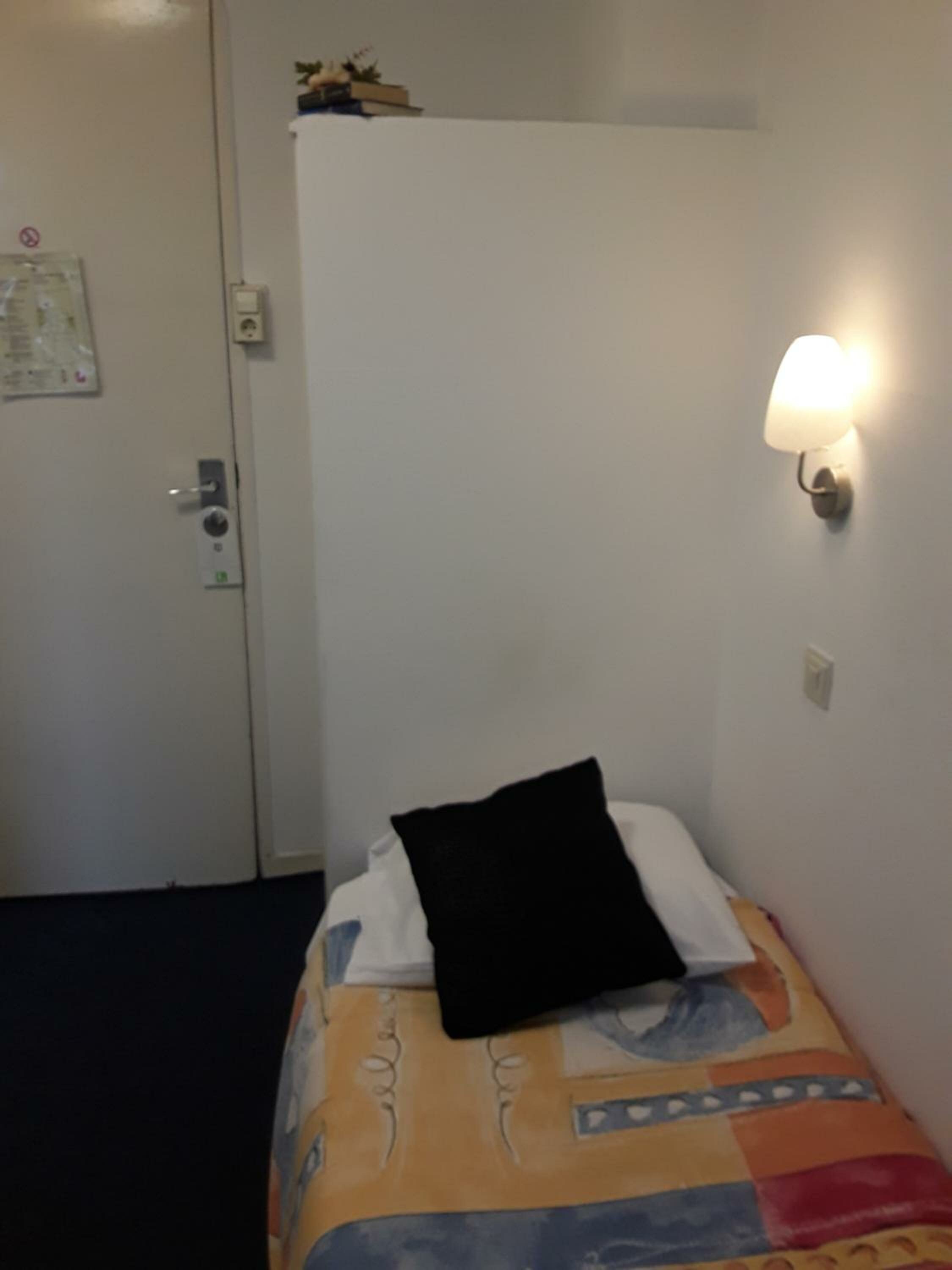 Single Room with Private Bathroom