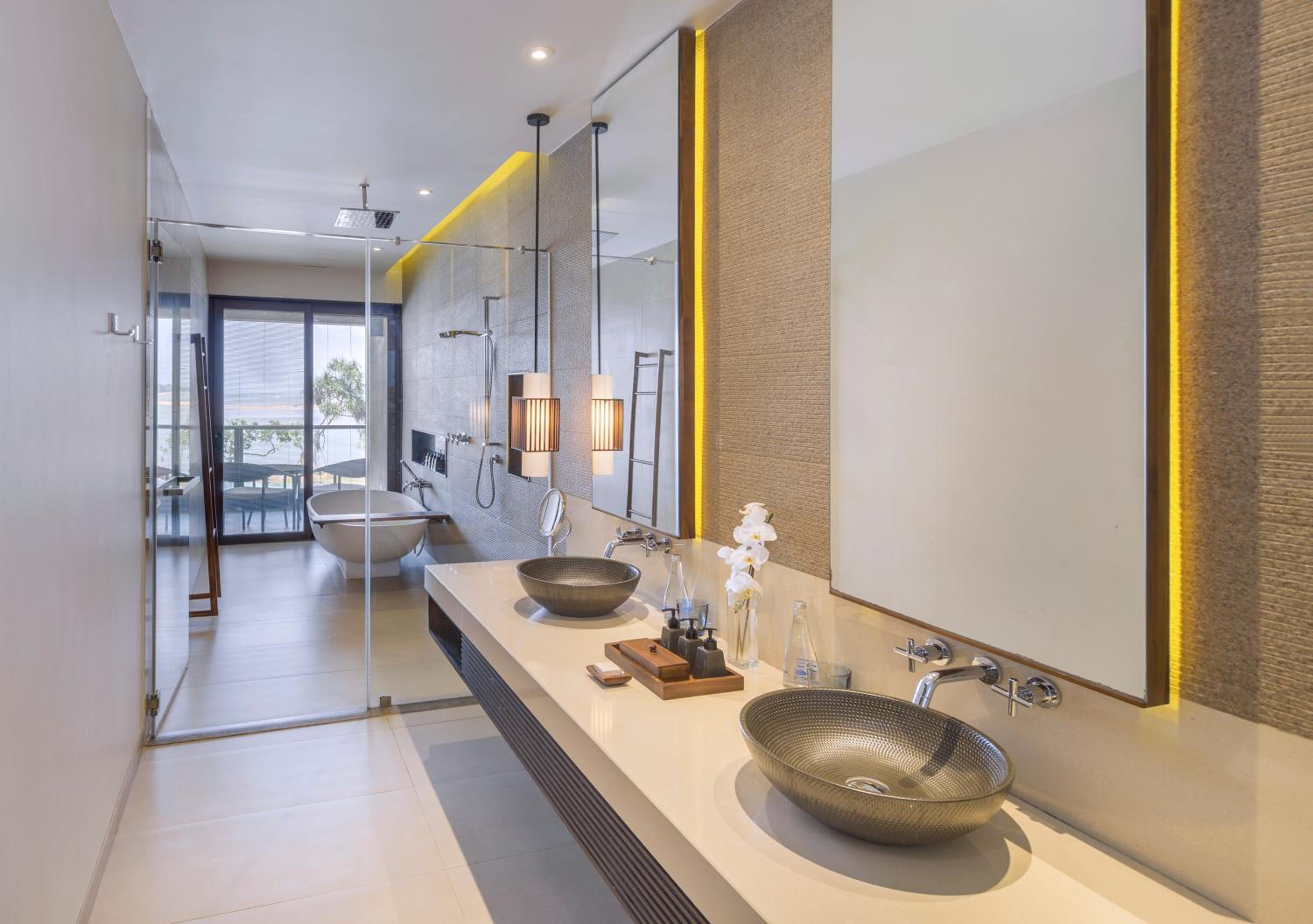 Deluxe Ocean View Room