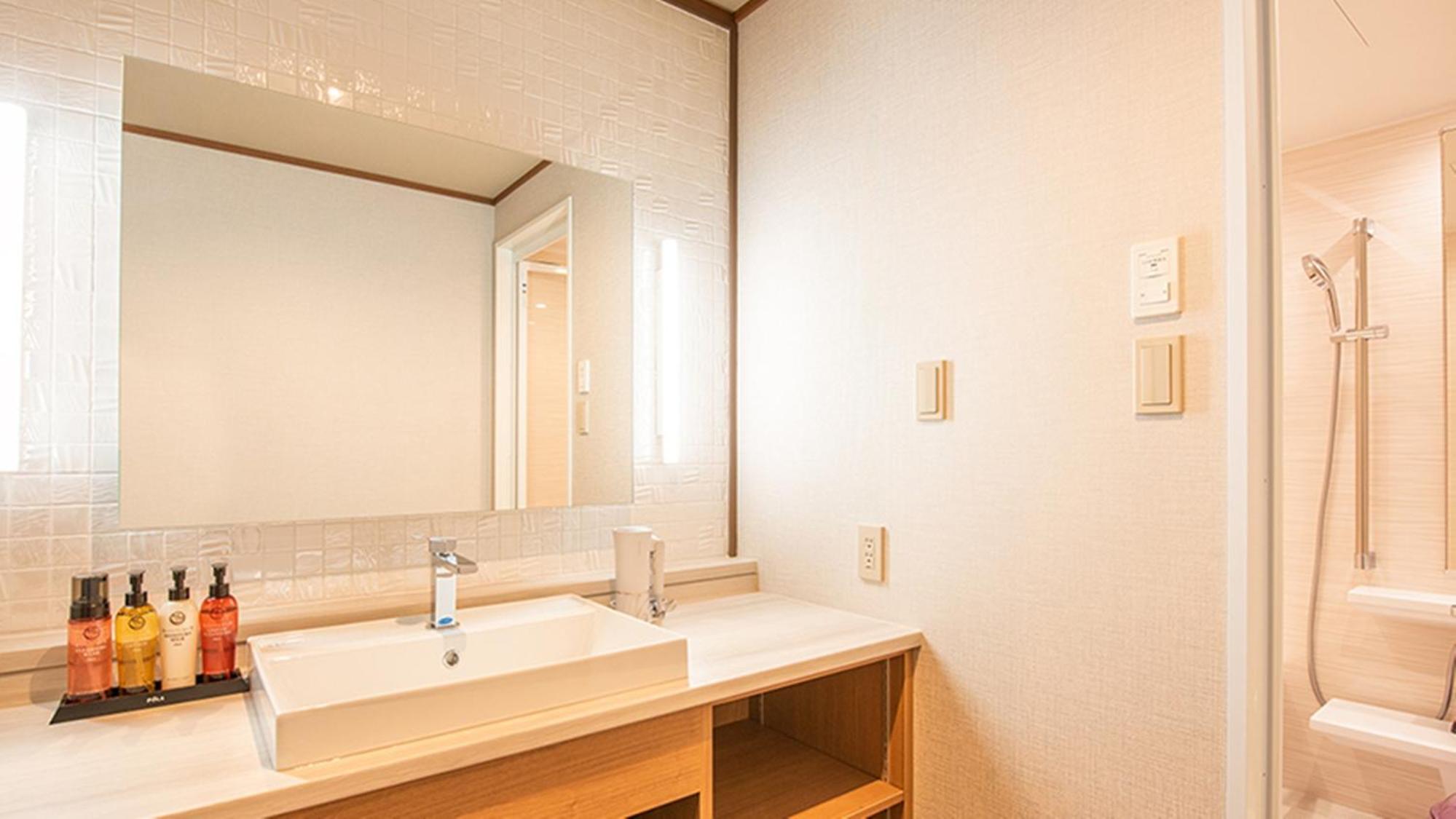 Twin Room with Tatami Area - Non-Smoking