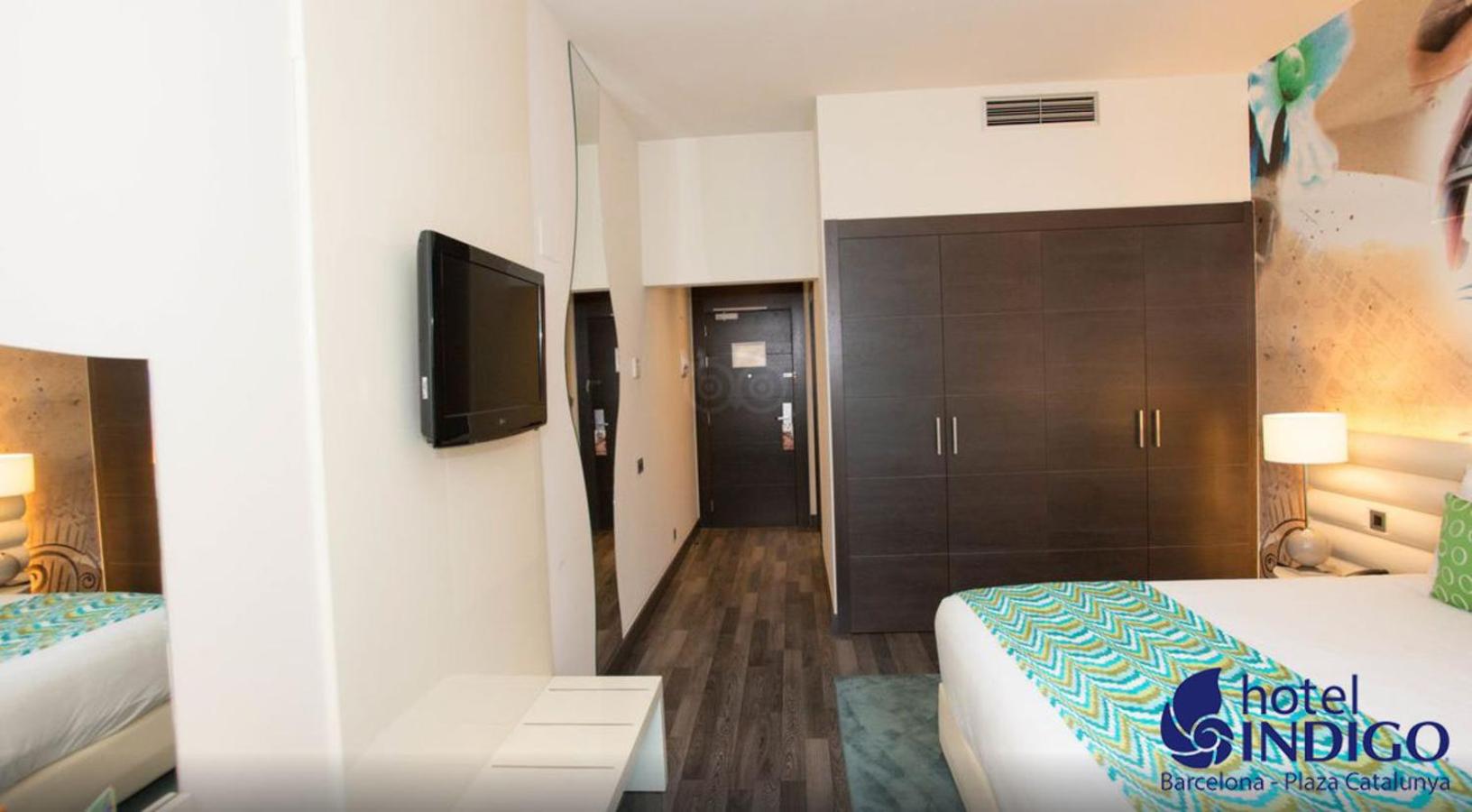 Premium King Room with City View