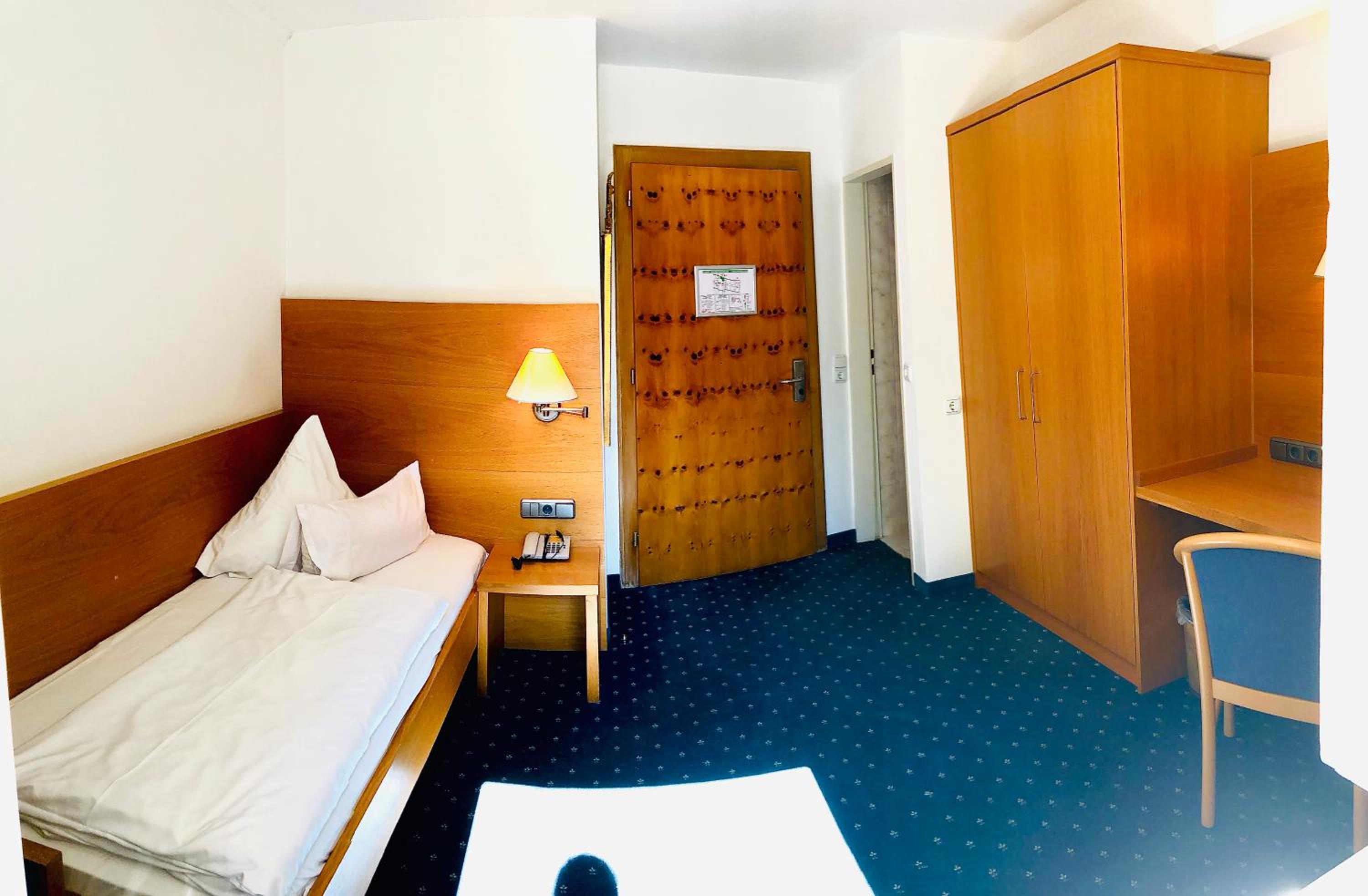 Standard Single Room