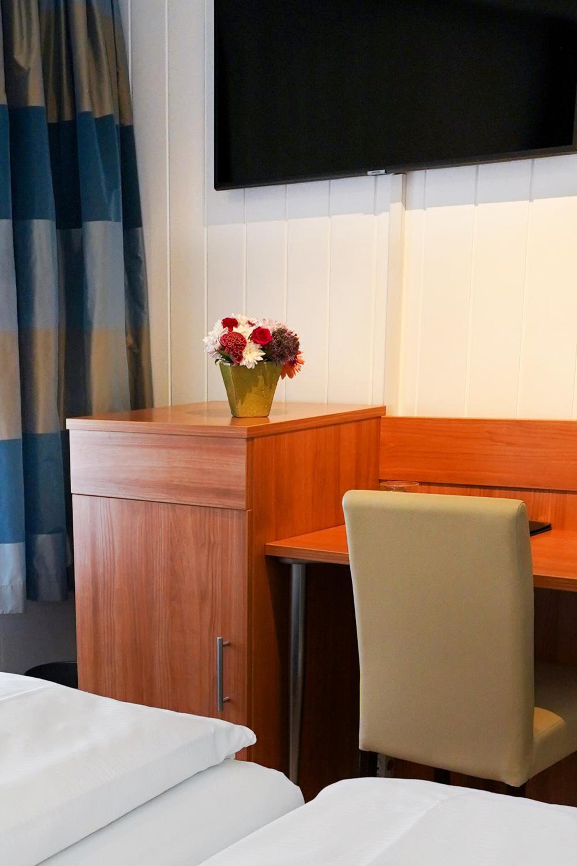 Double Room with Private Bathroom