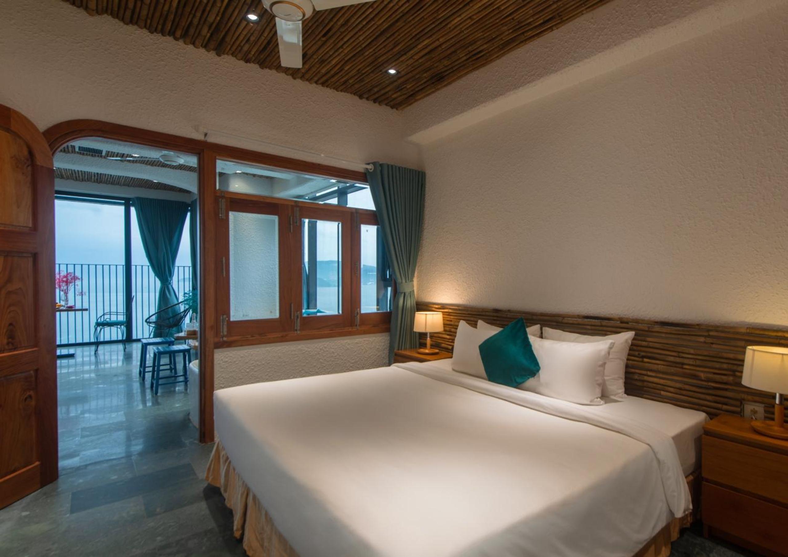 Blue House Ocean View