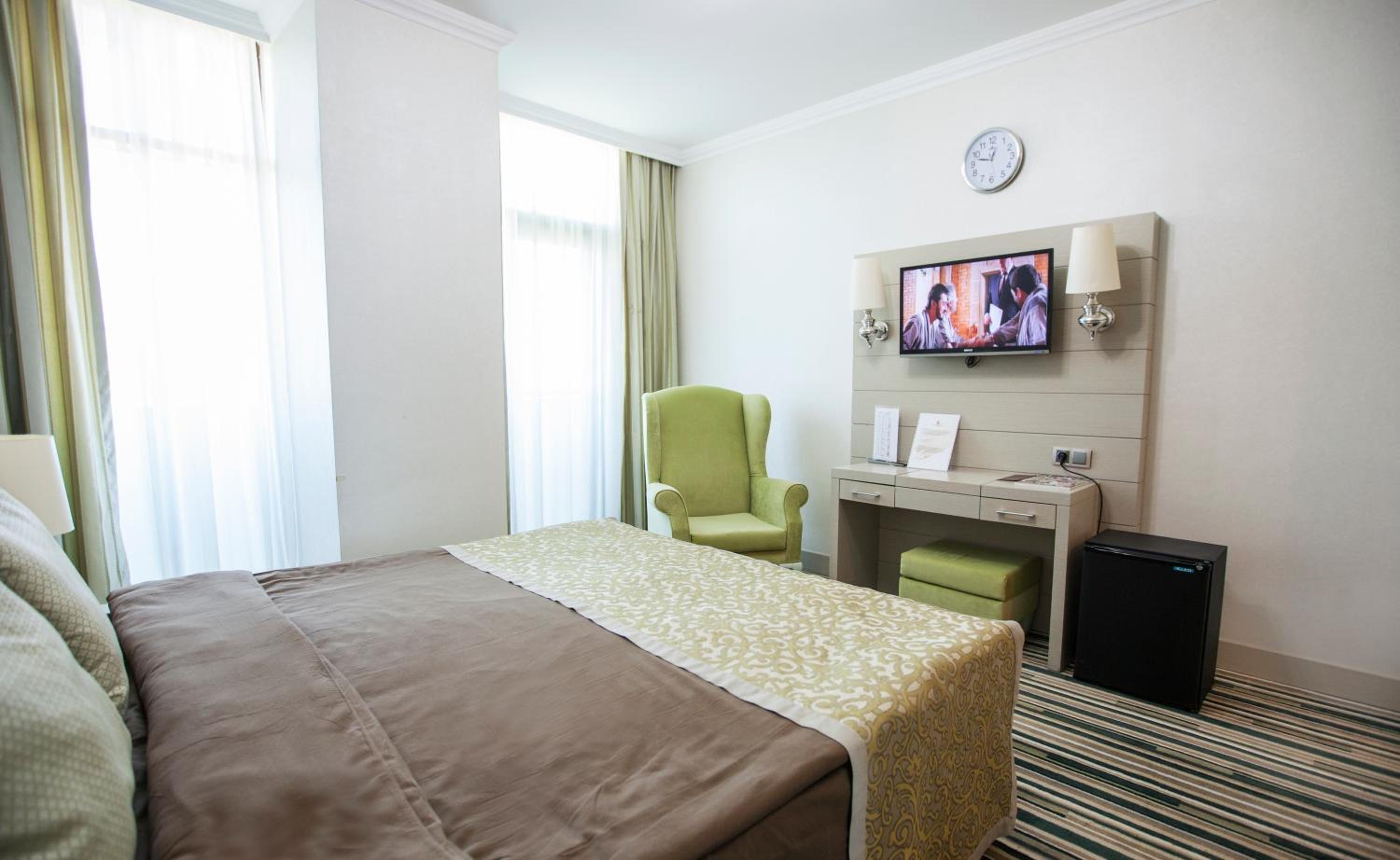 Standard King Room