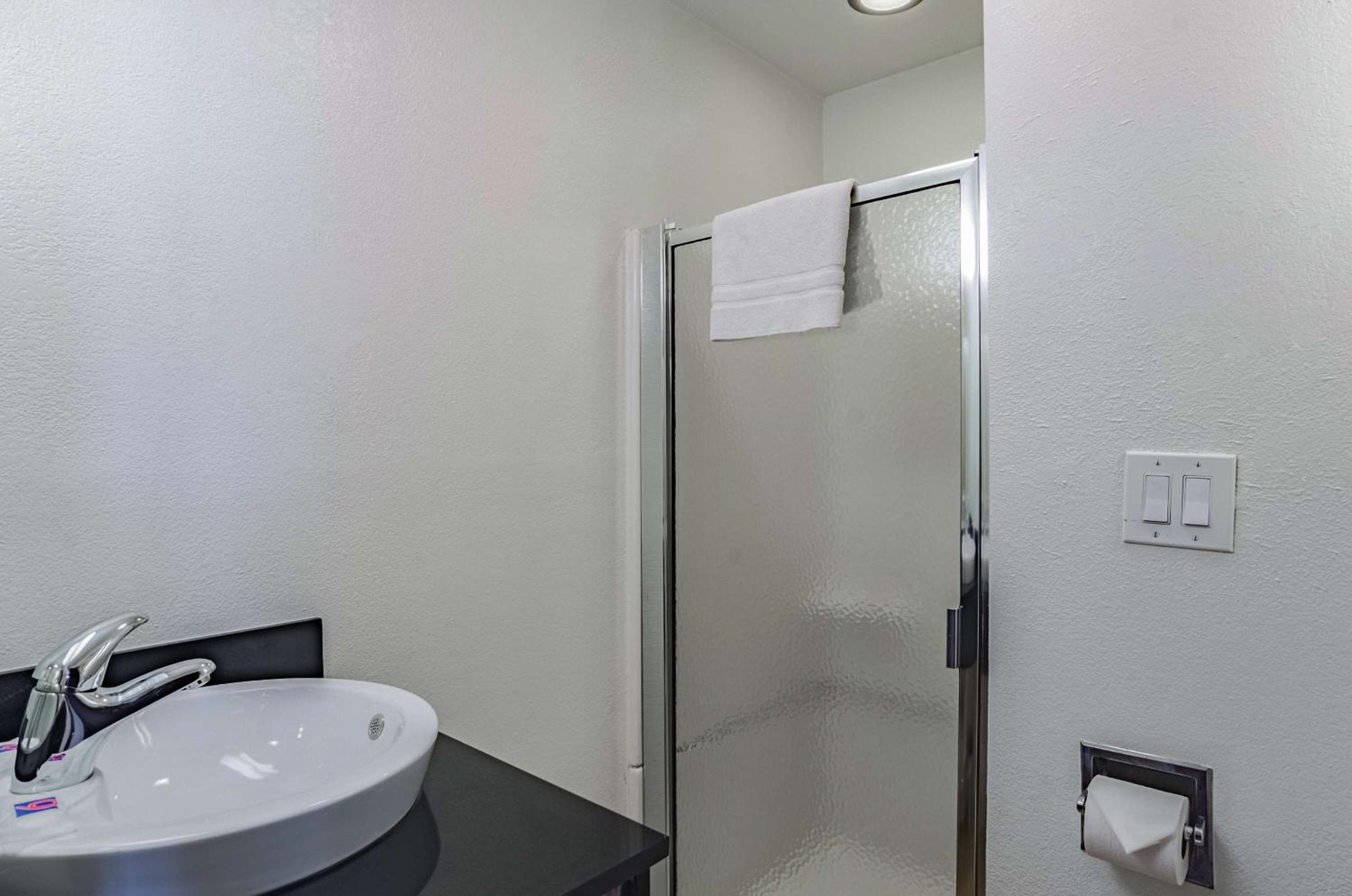 Quadruple Room - Non-Smoking