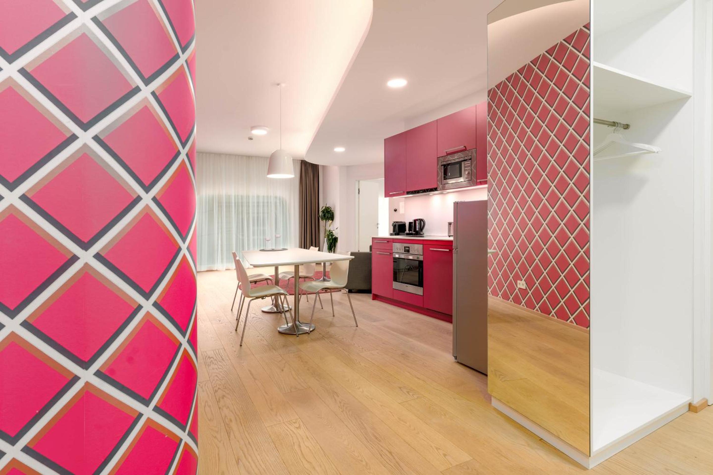 One-Bedroom Deluxe Suite