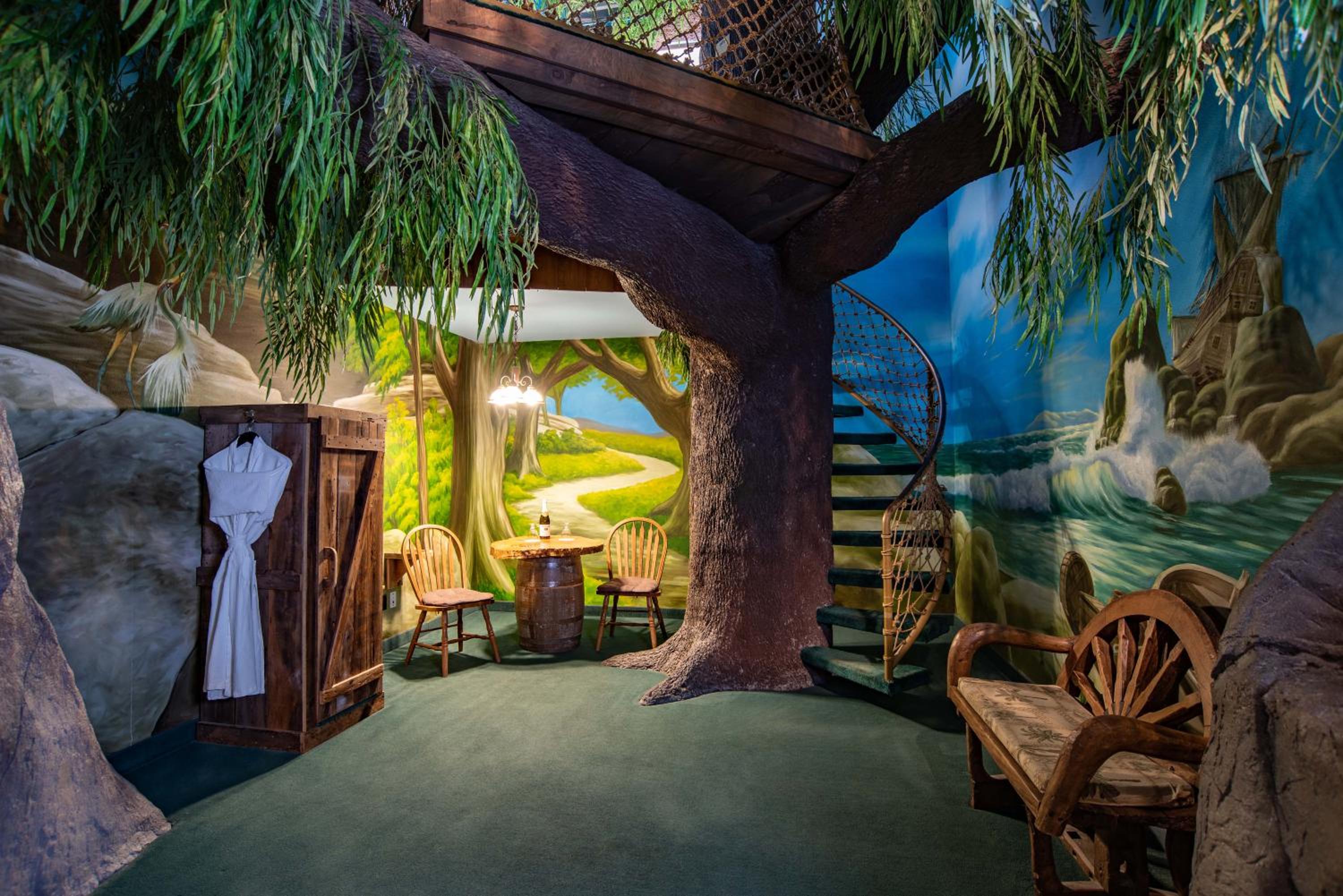 King Room with Mountain View