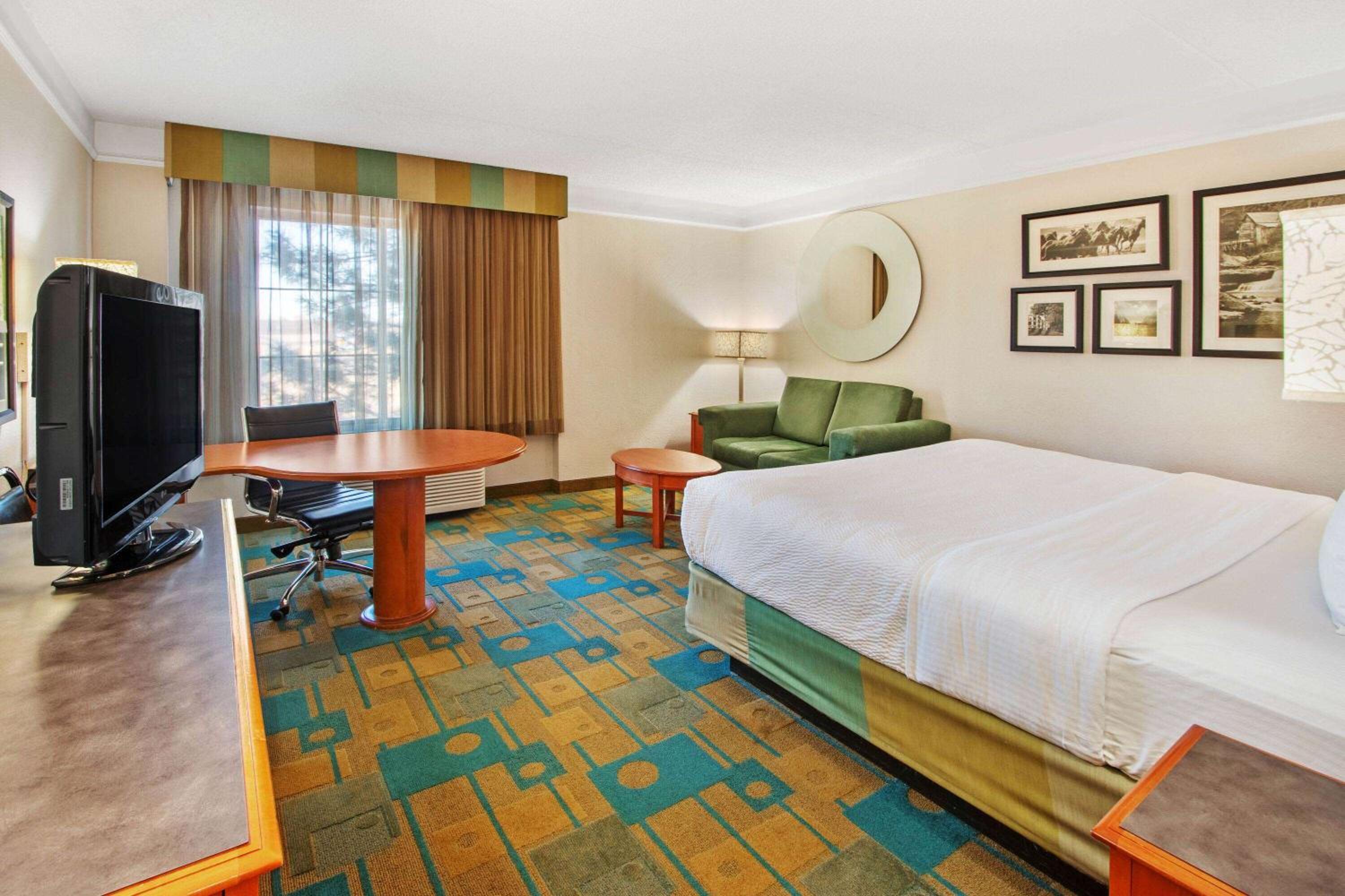 King Room with Sofa Bed