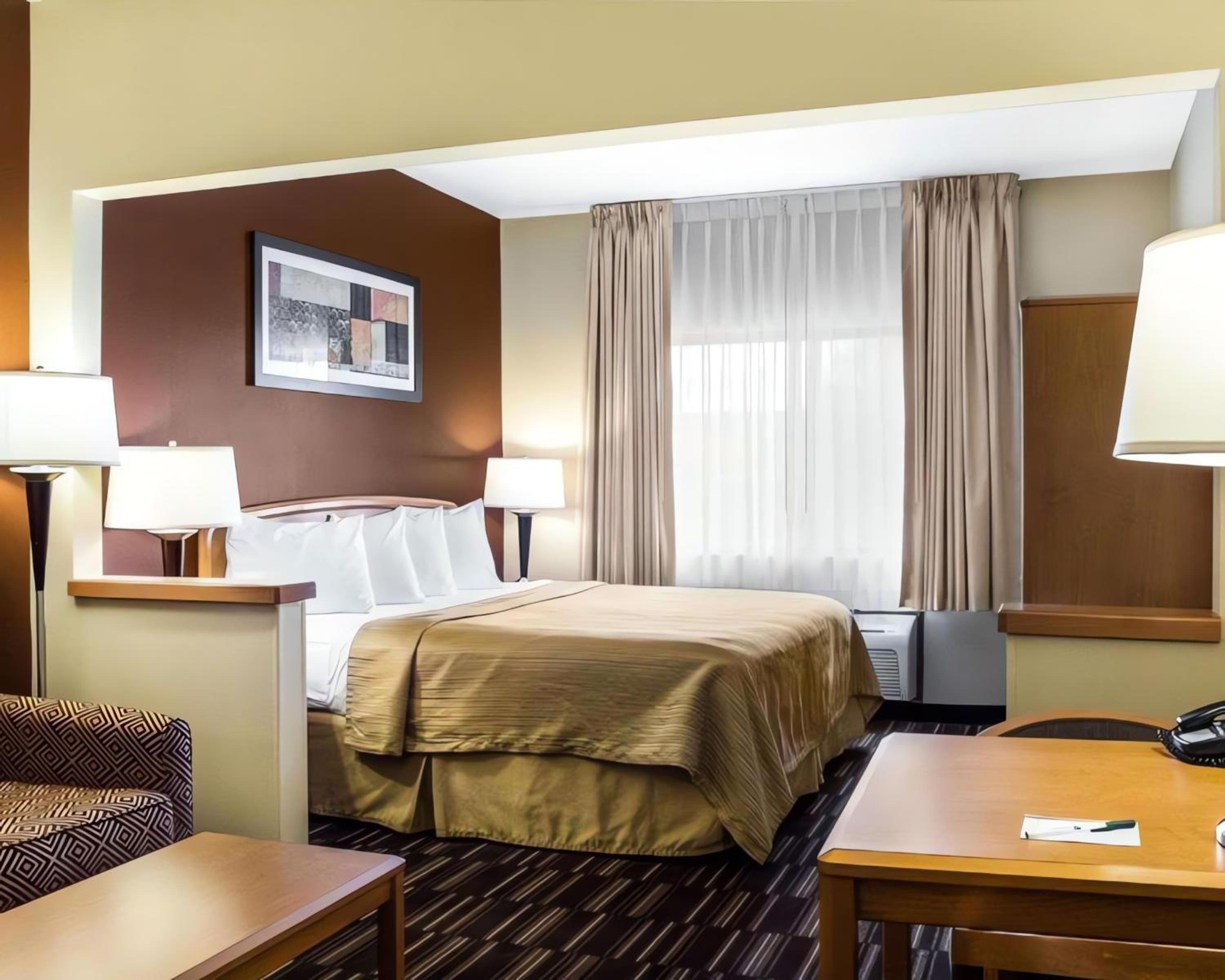 King Suite with Sofa Bed - Non Smoking