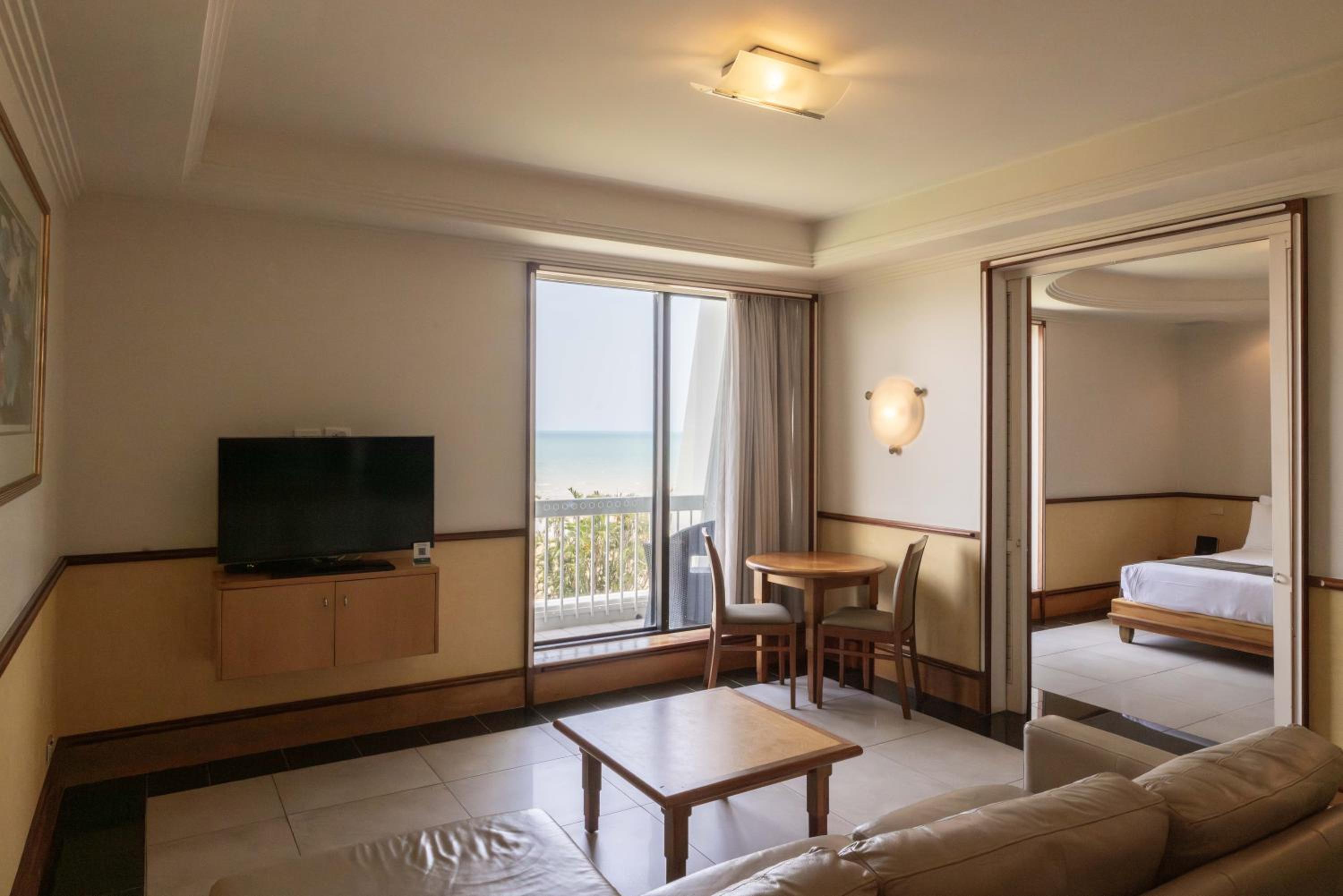 One Bedroom Suite Ocean View