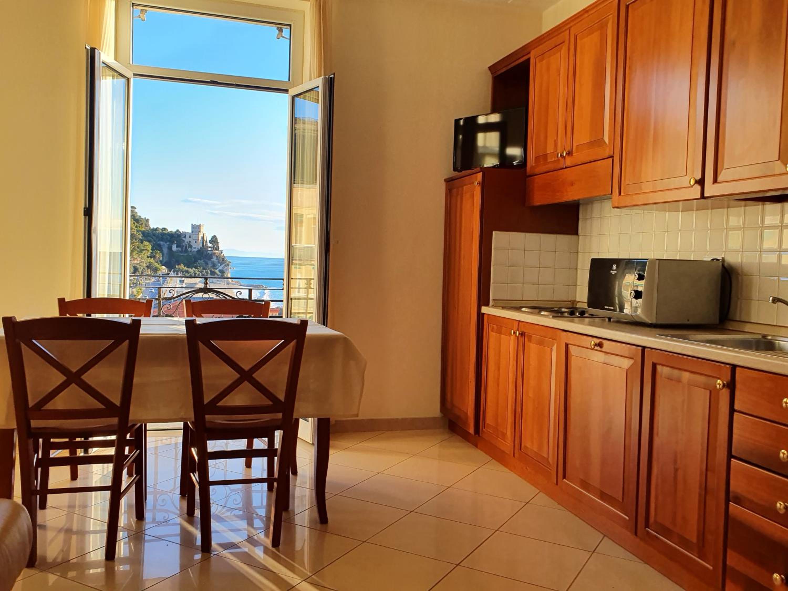 Superior One-Bedroom Apartment with Partial/Side Sea View