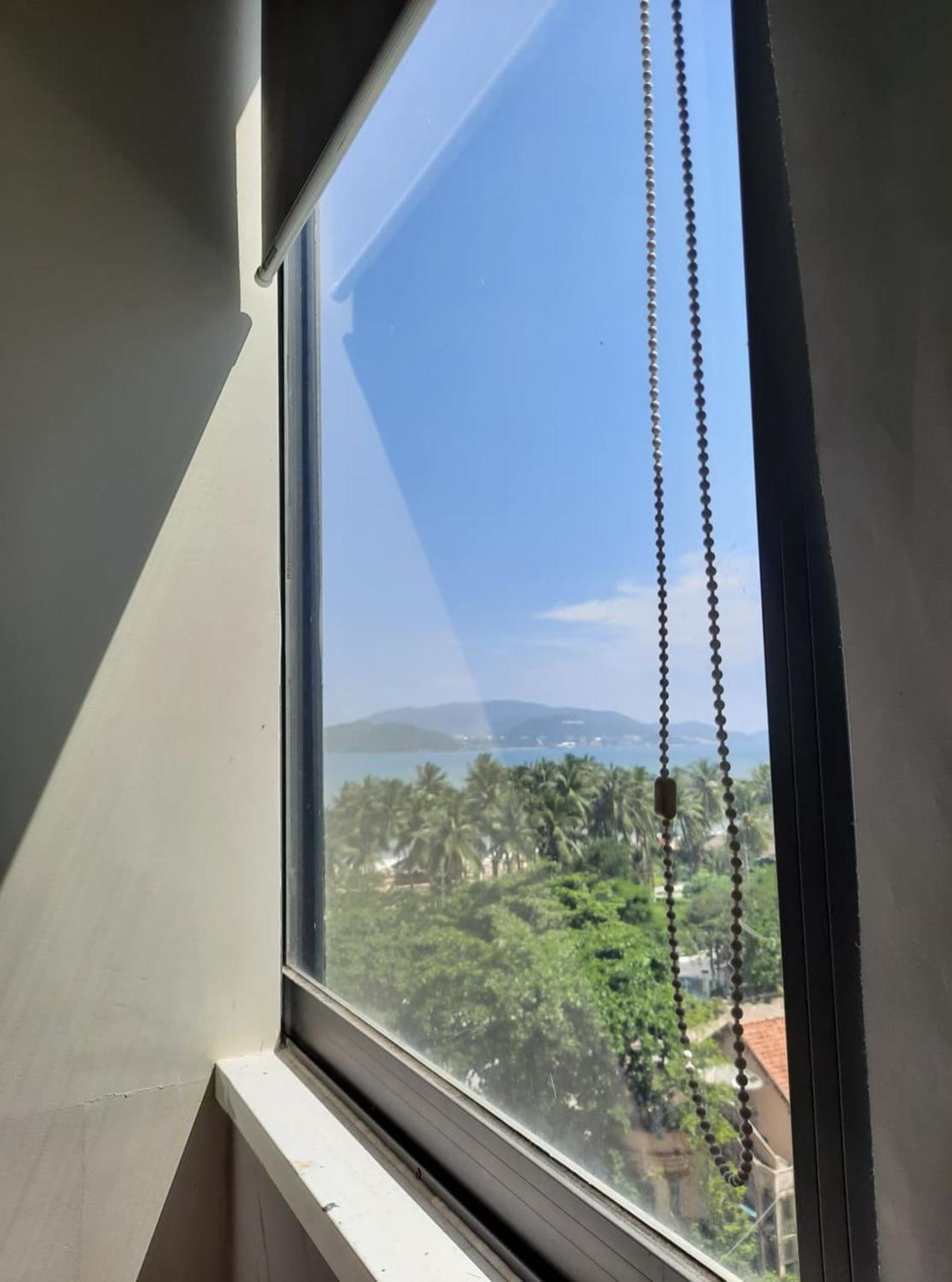 Family Room with Side Sea View