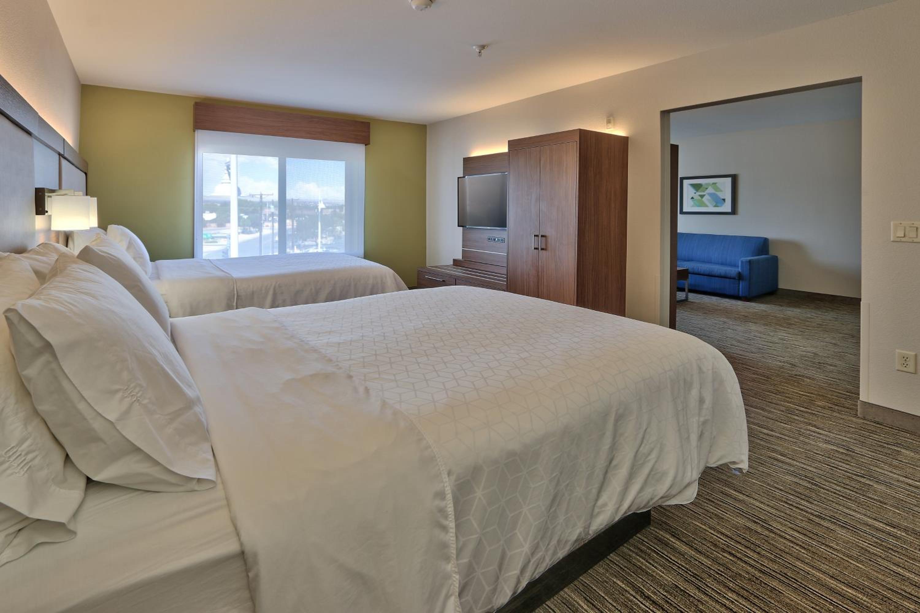 Queen Suite with Two Queen Beds and Sofa Bed