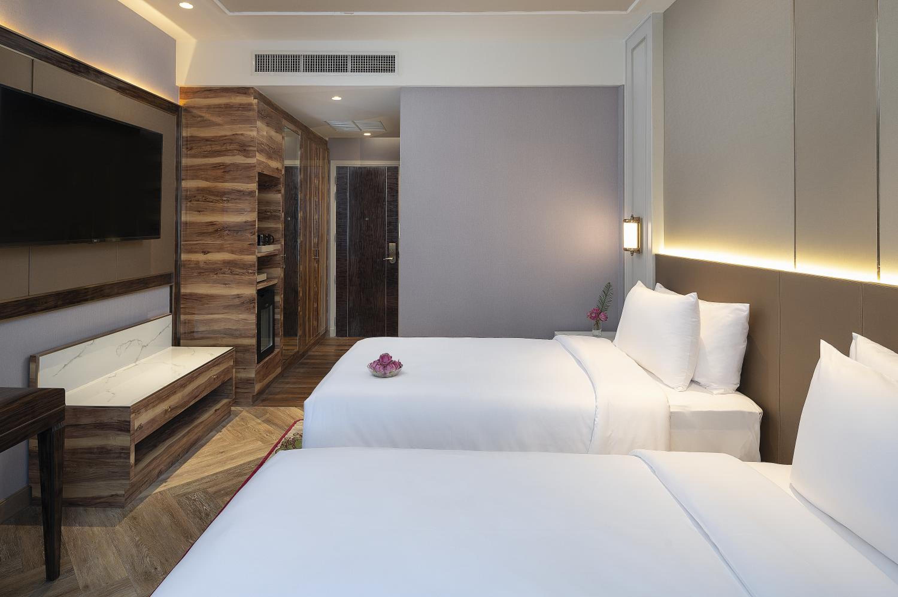 Superior Twin Room - No Window