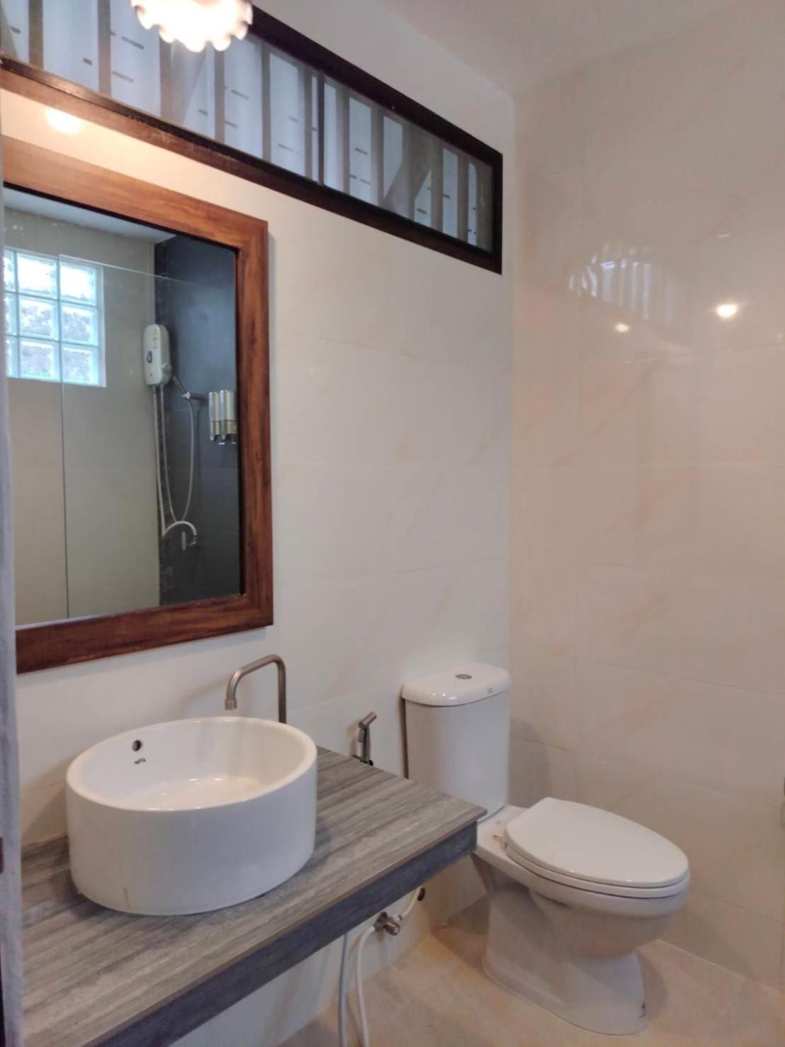 Bungalow (3 Adults)