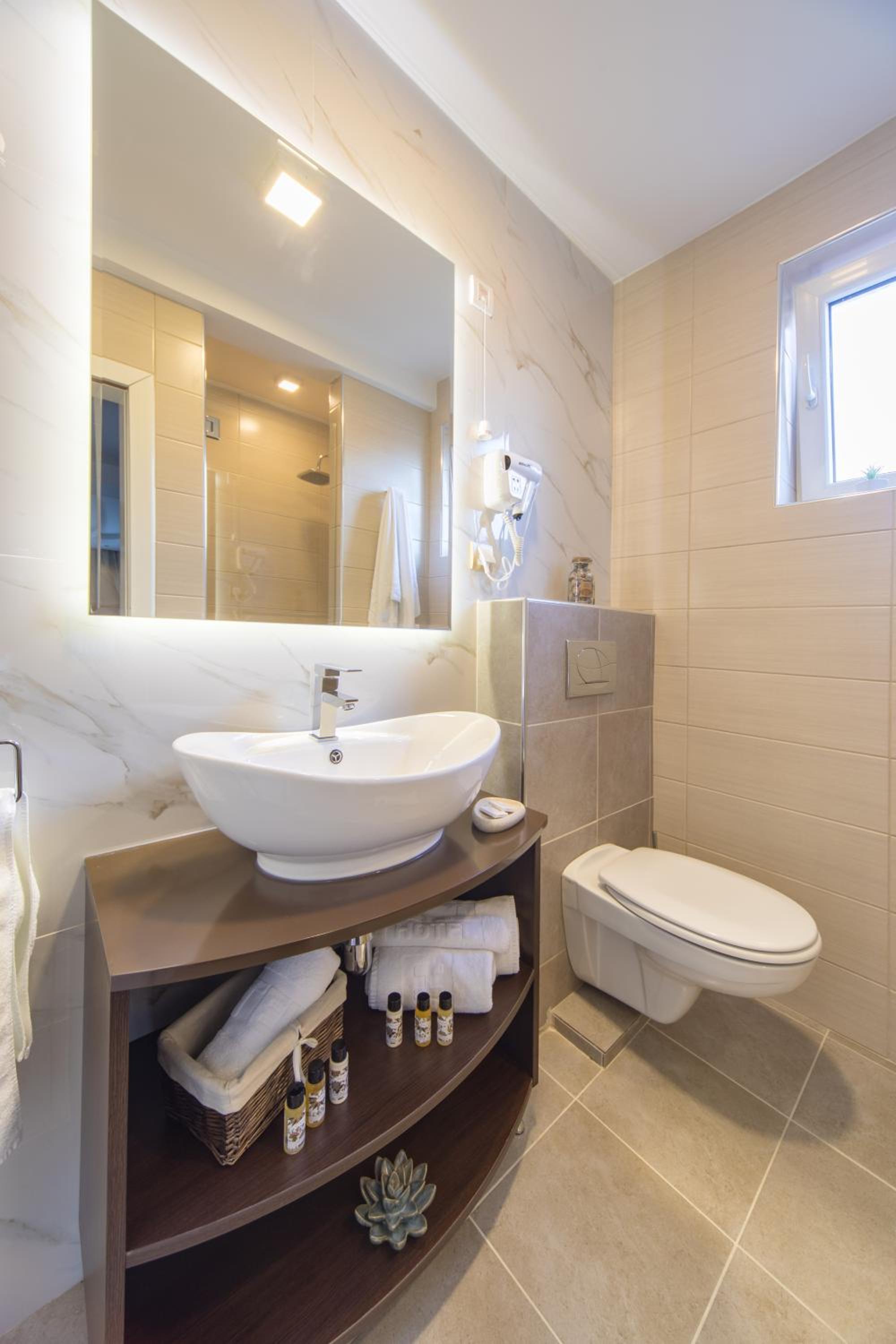 Superior One-Bedroom Suite