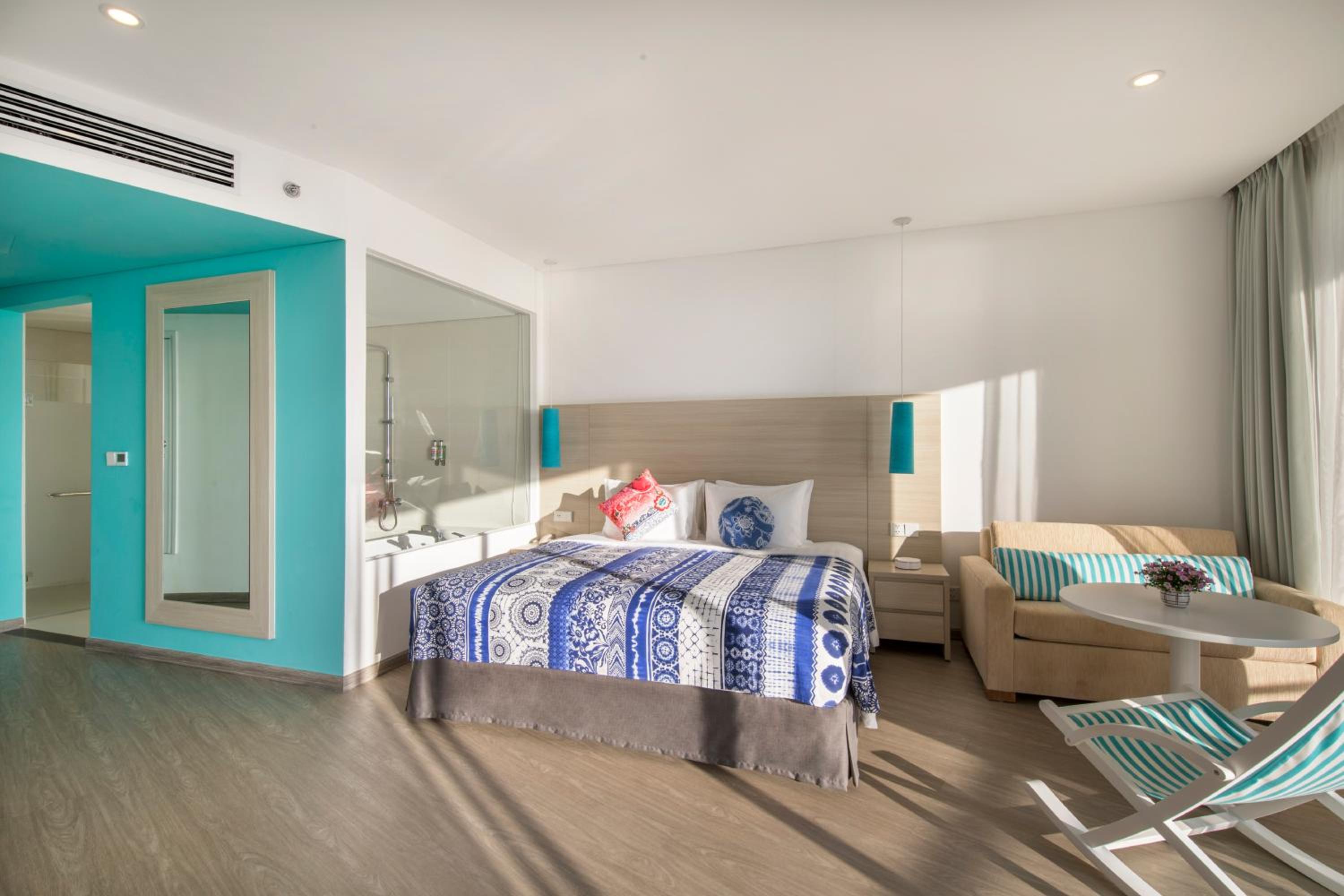 Superior Room with Pool Access