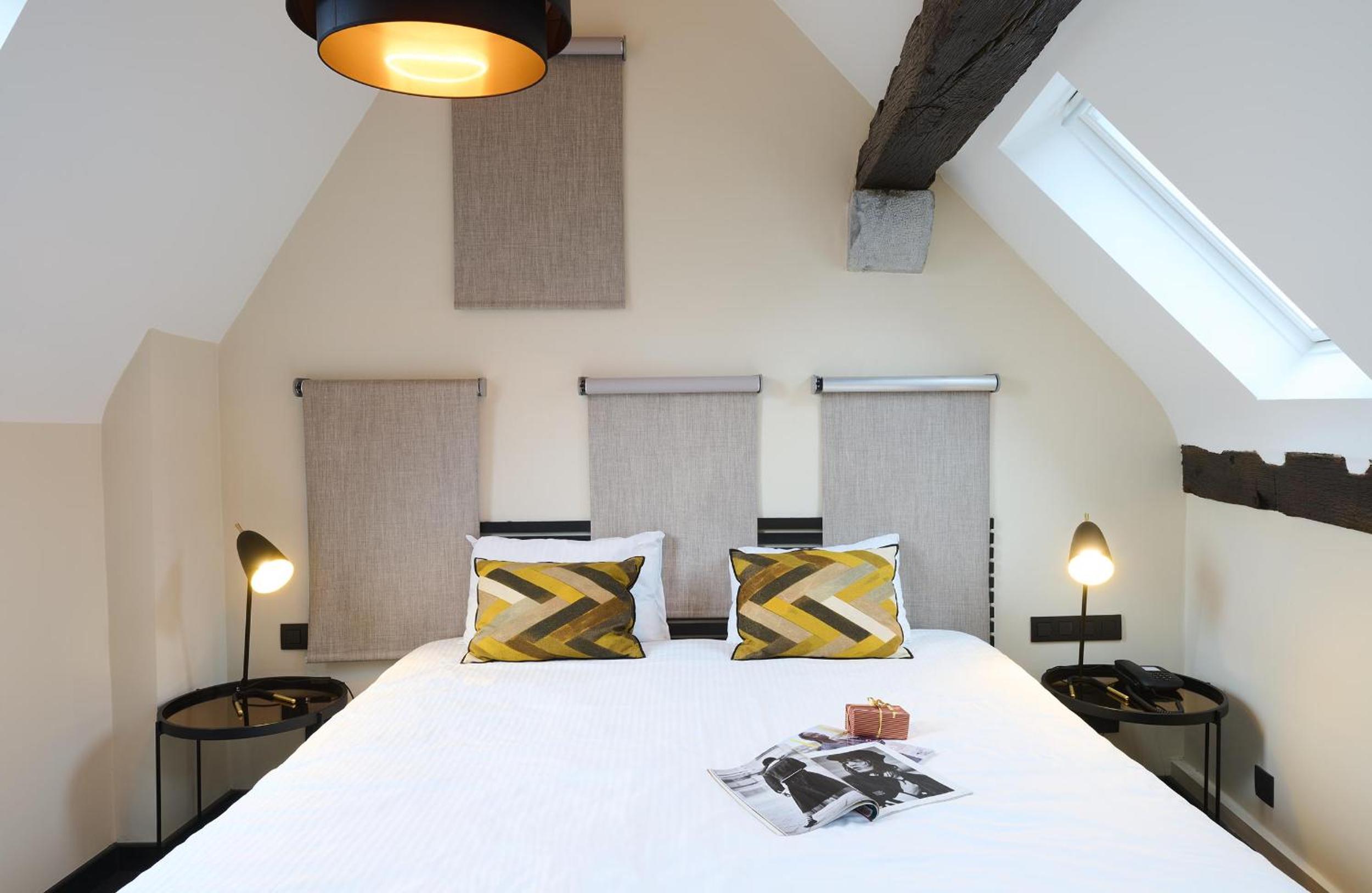 Deluxe Suite with Spa Bath