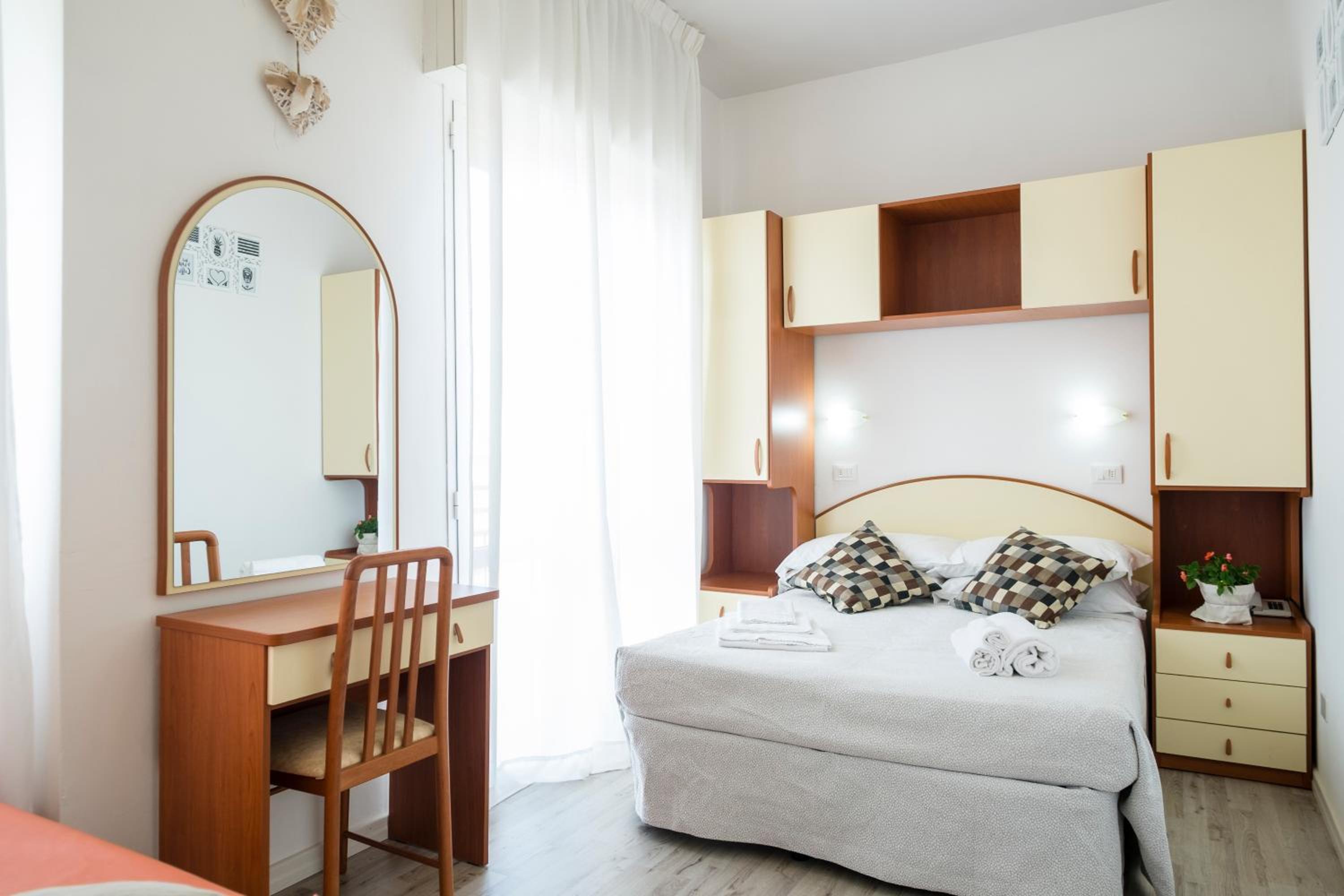 Double Room with Balcony and Sea View