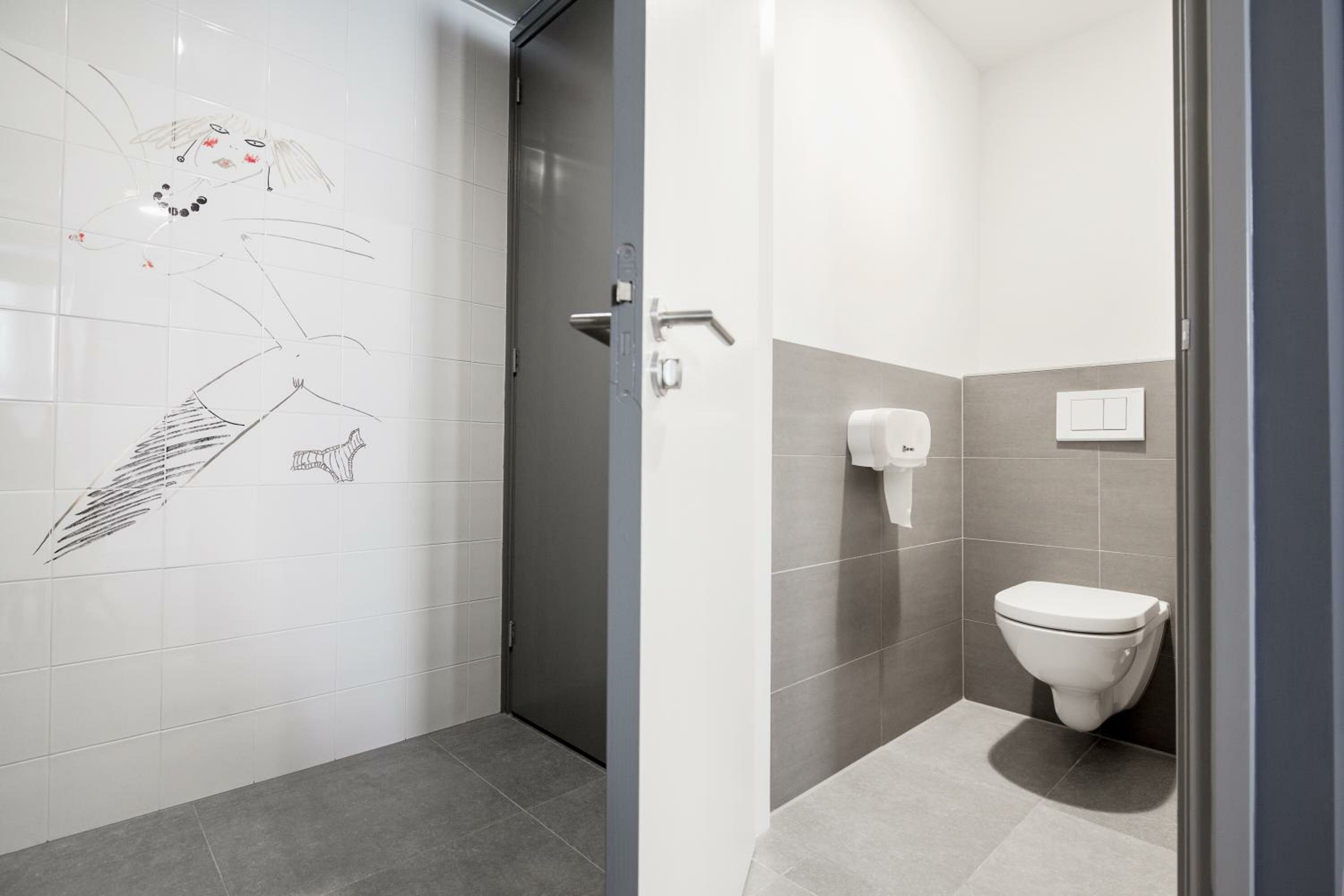 Invisible Tower Upstairs (shared bathroom)