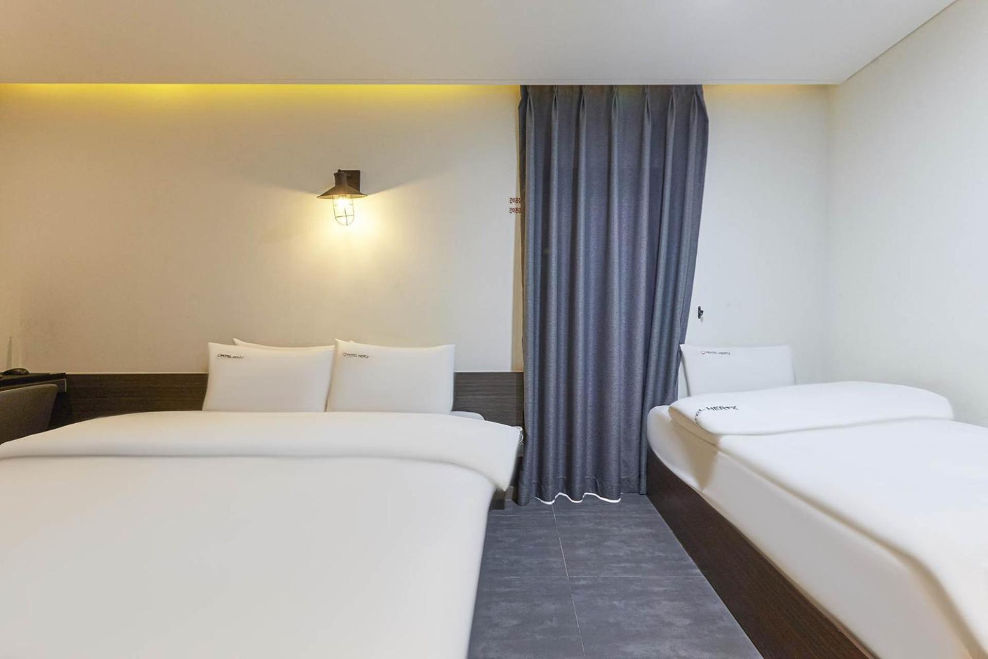 Family Twin Room with Balcony