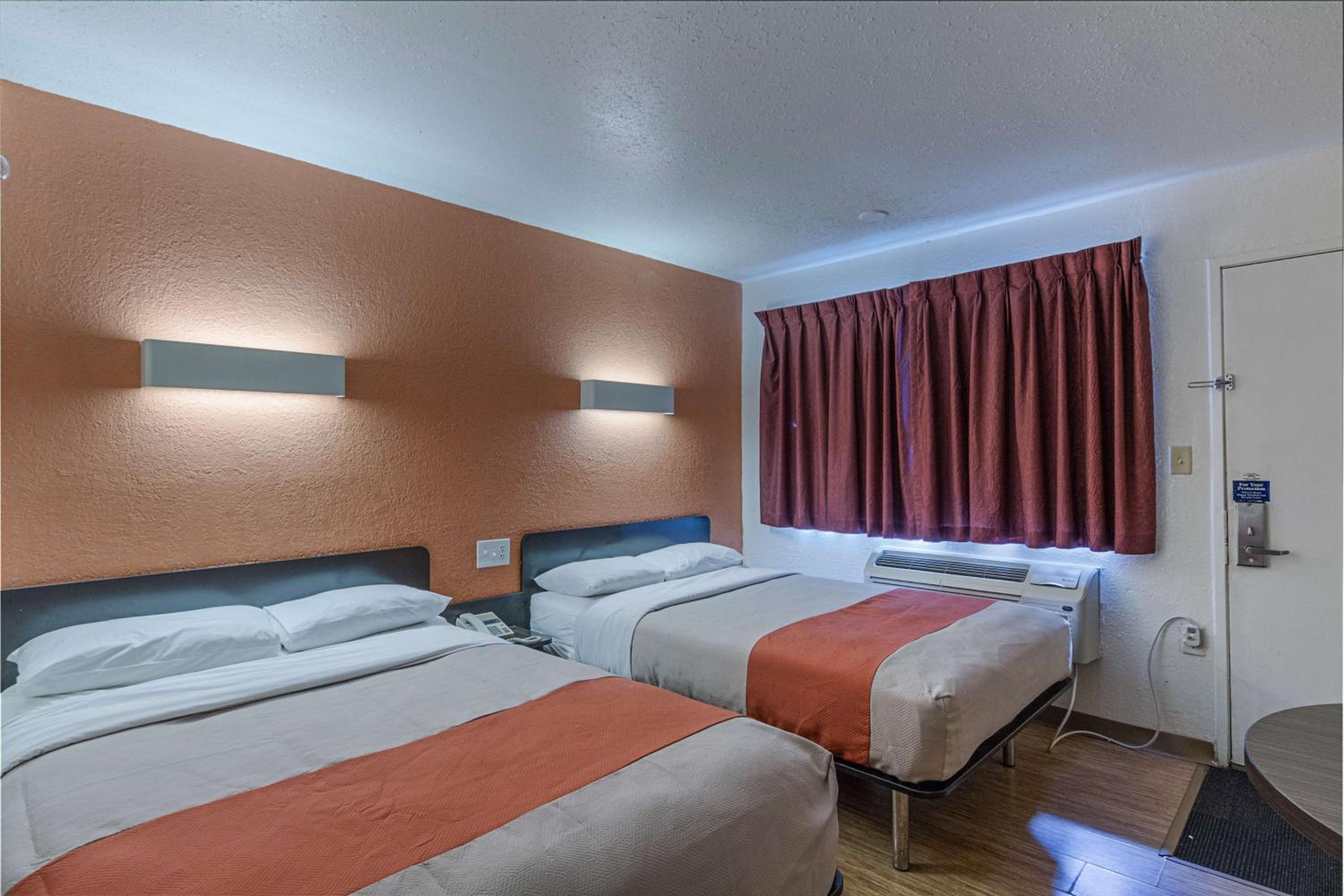 Quadruple Room - Disability Access - Non-Smoking