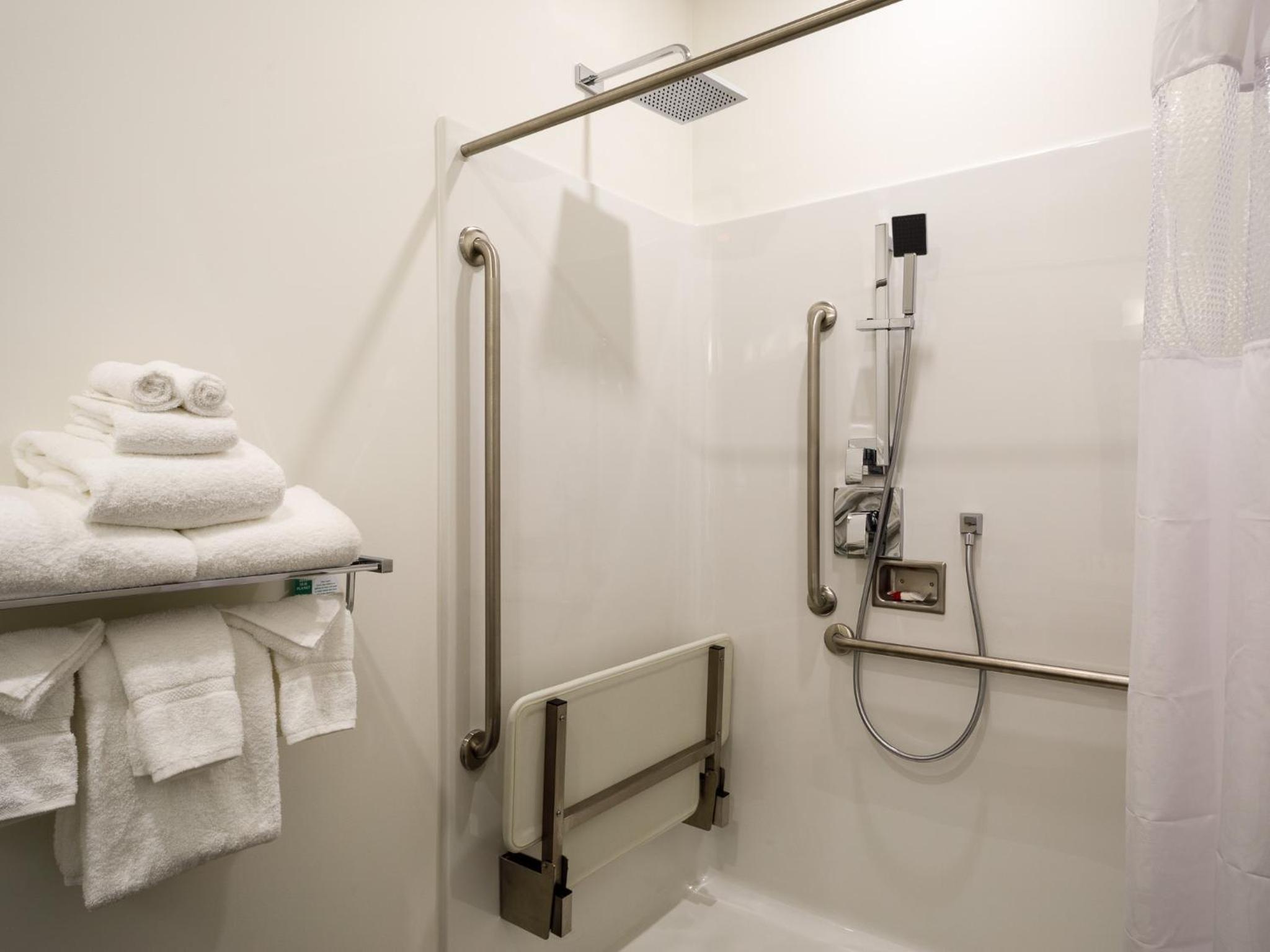 King Room - Disability Access/Non-Smoking